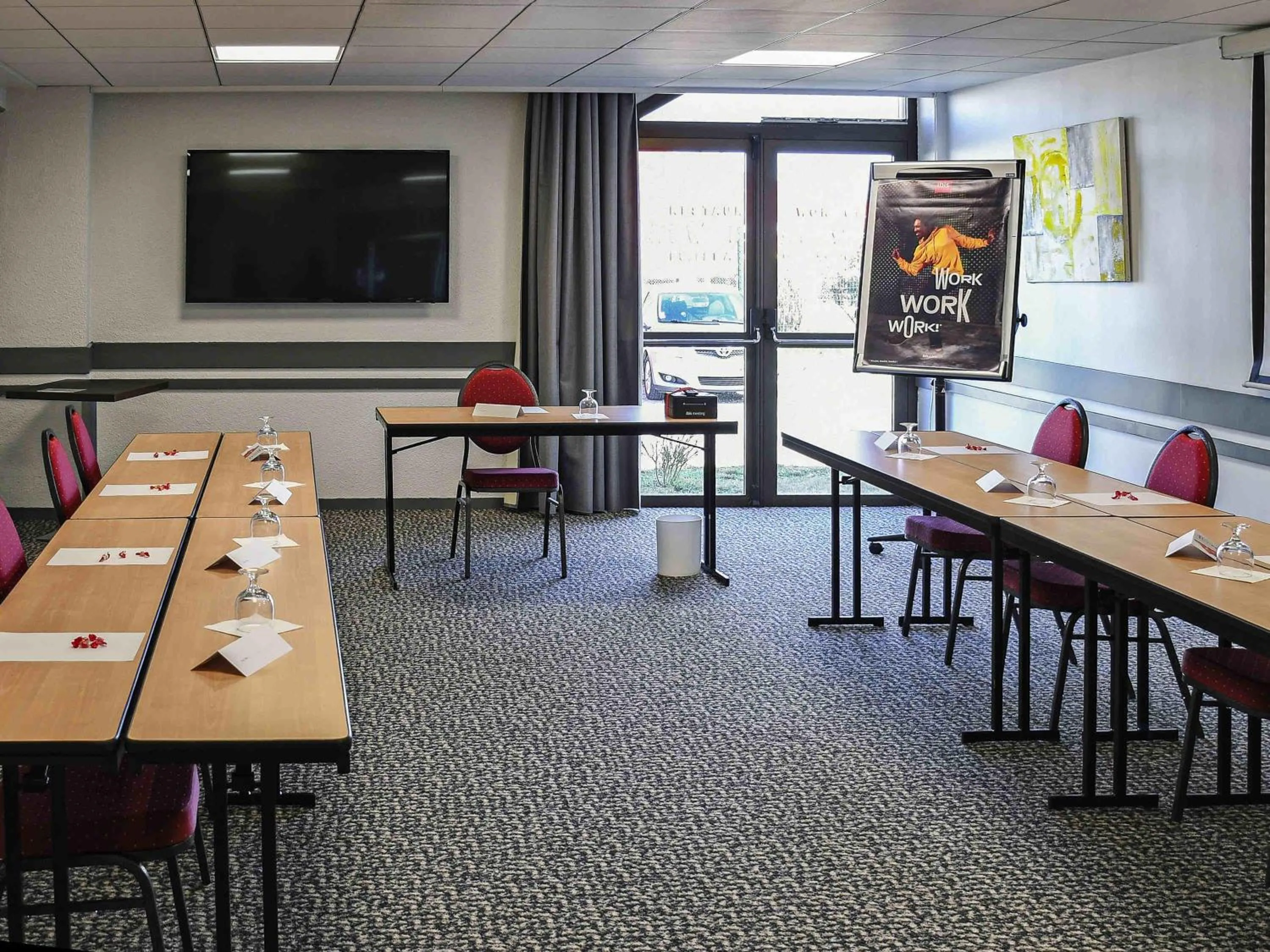 Meeting/conference room in ibis Saintes