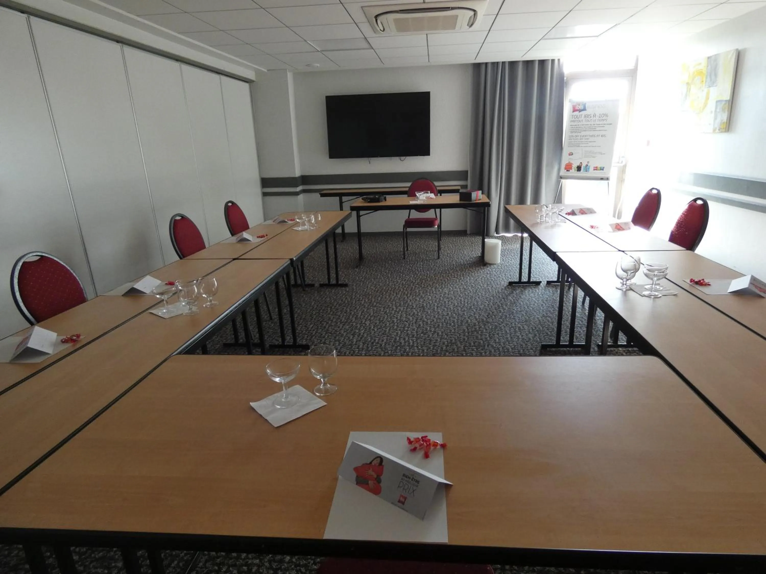 Property building in ibis Saintes