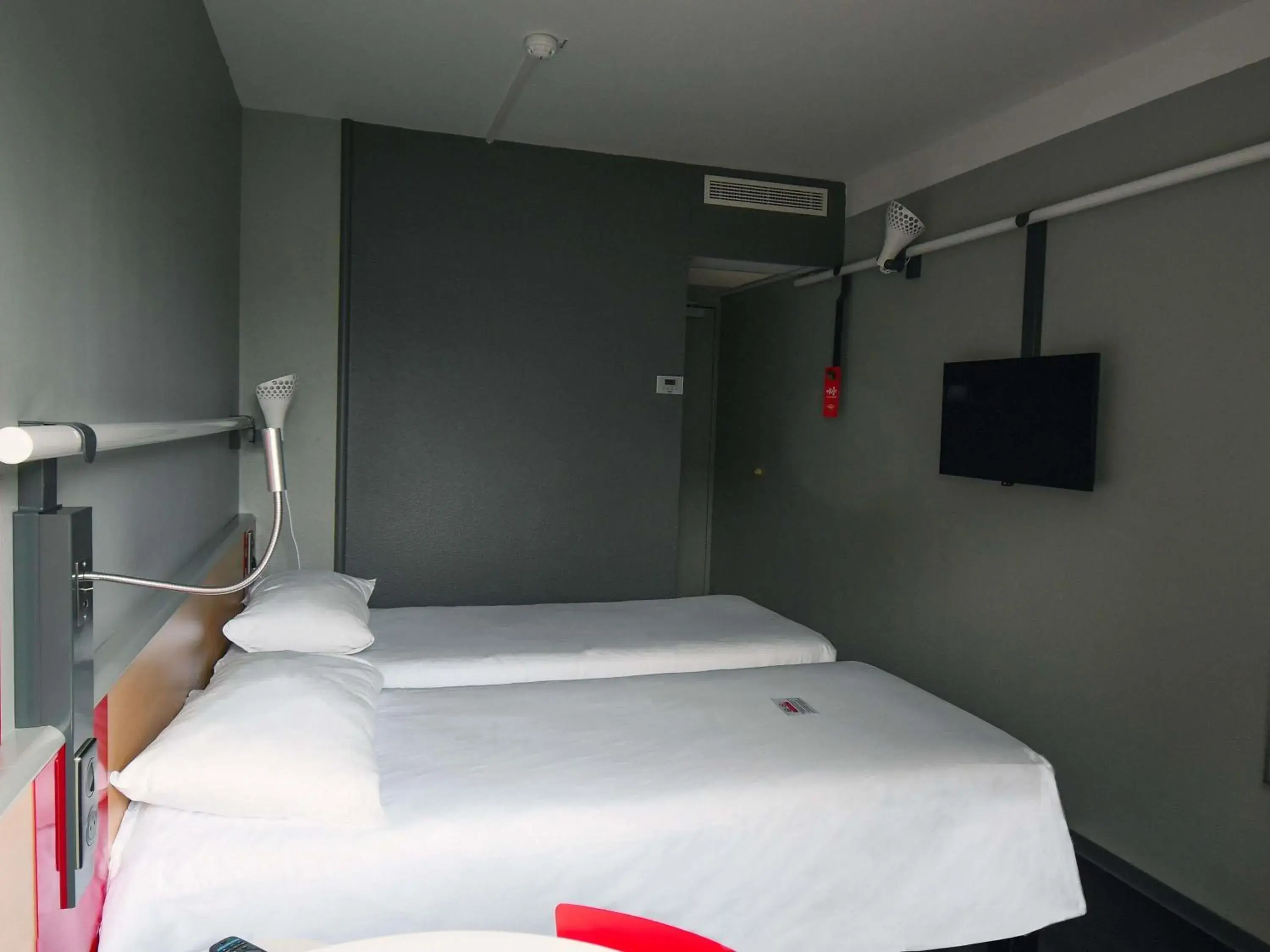 Bedroom, Bed in ibis Saintes Bedroom, Bed in ibis Saintes