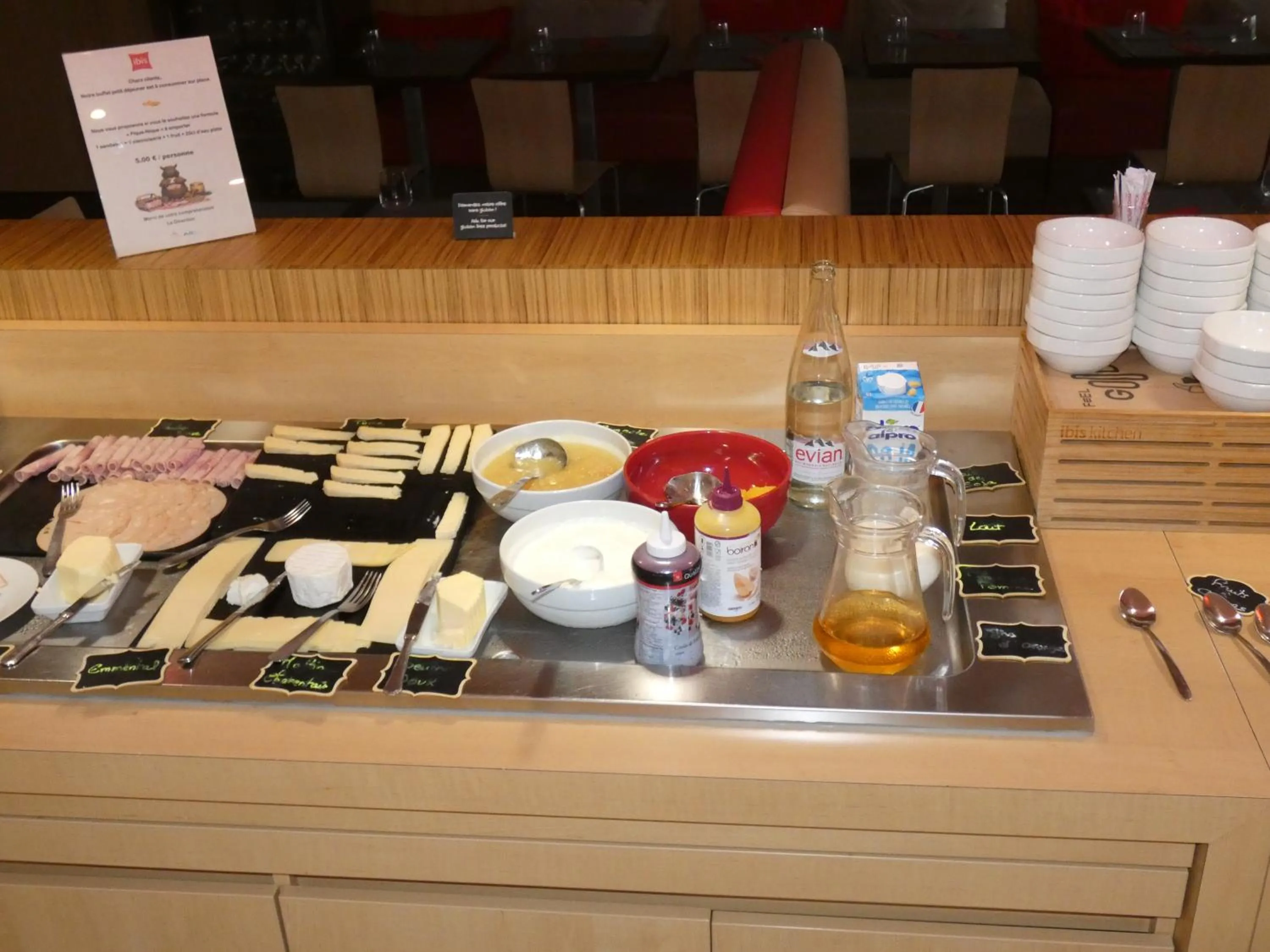 Breakfast in ibis Saintes