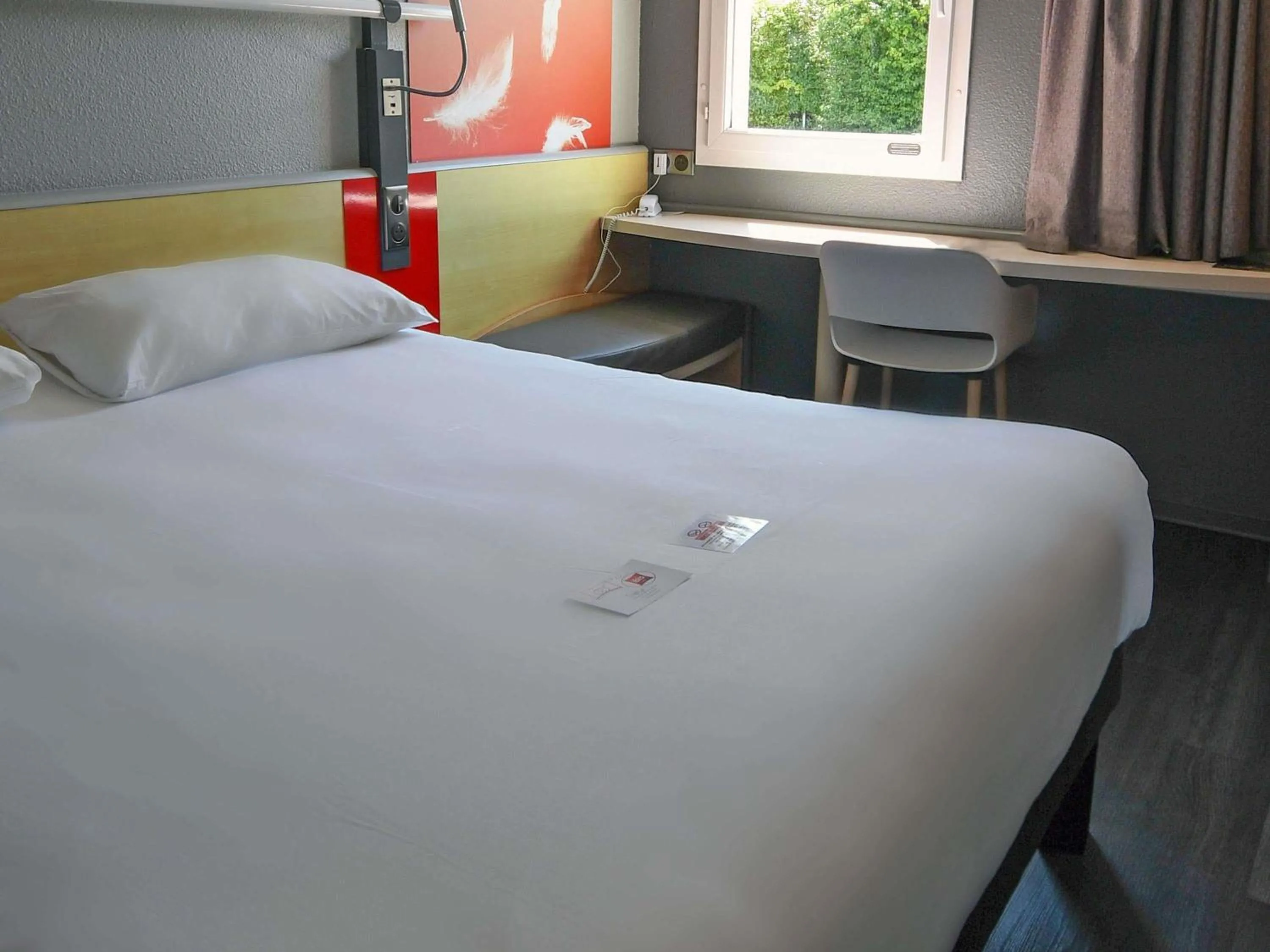 Property building, Bed in ibis Saintes