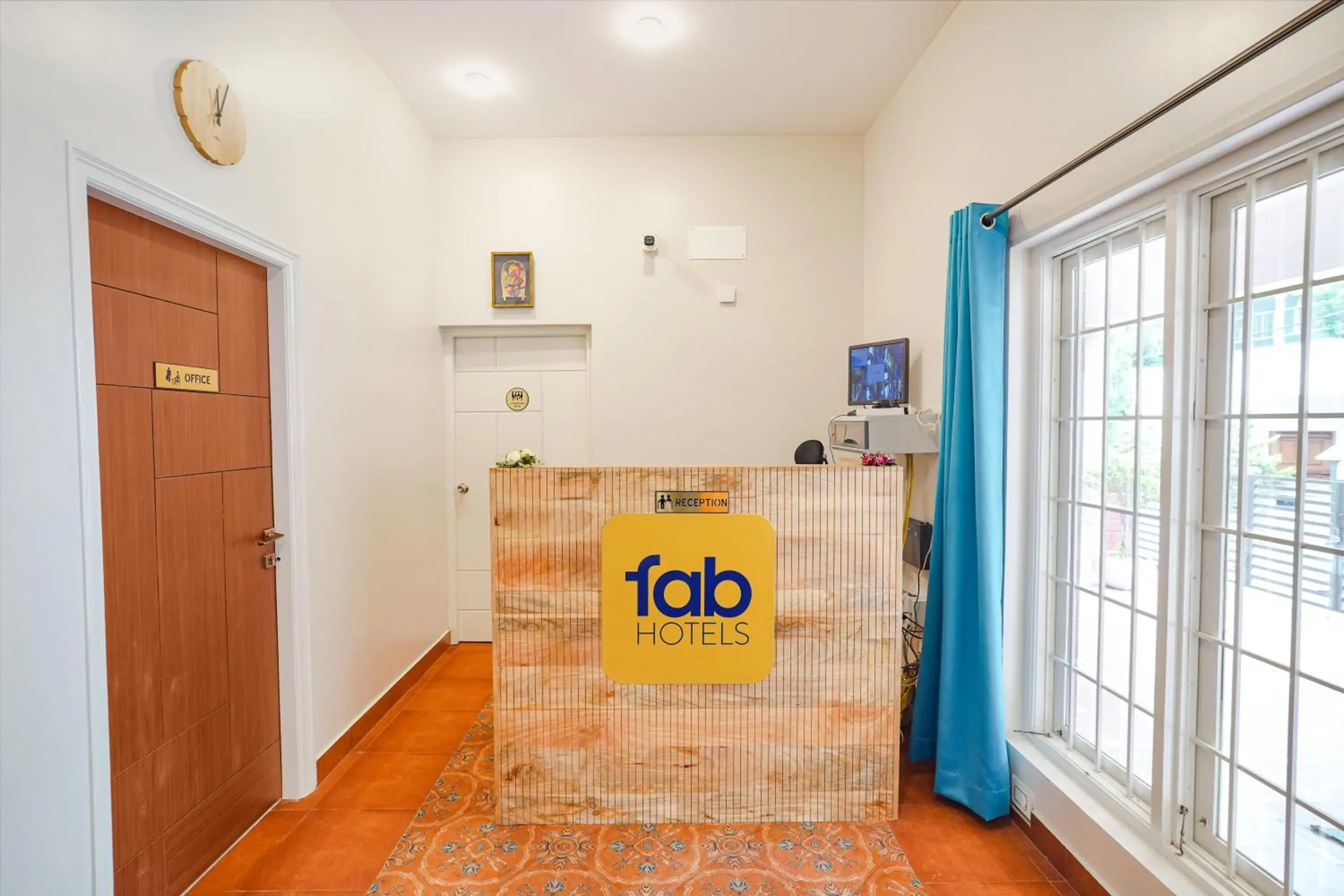 Lobby or reception in FabHotel Bougainvillea Suites - Horamavu Lobby or reception in FabHotel Bougainvillea Suites - Horamavu