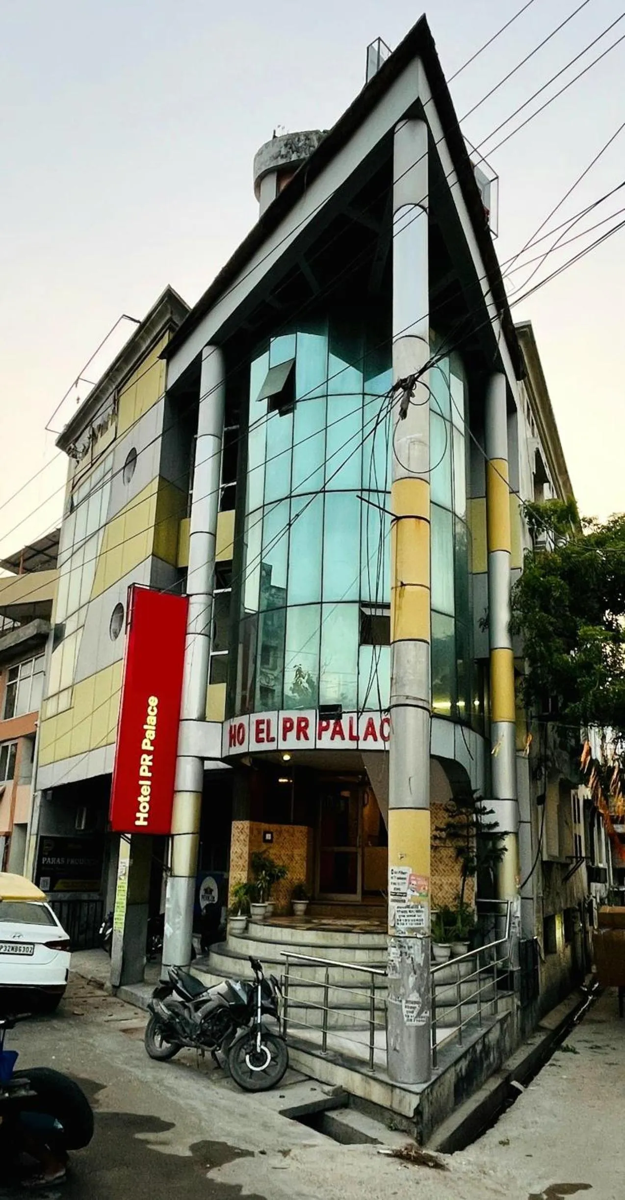 Property building in PR Palace