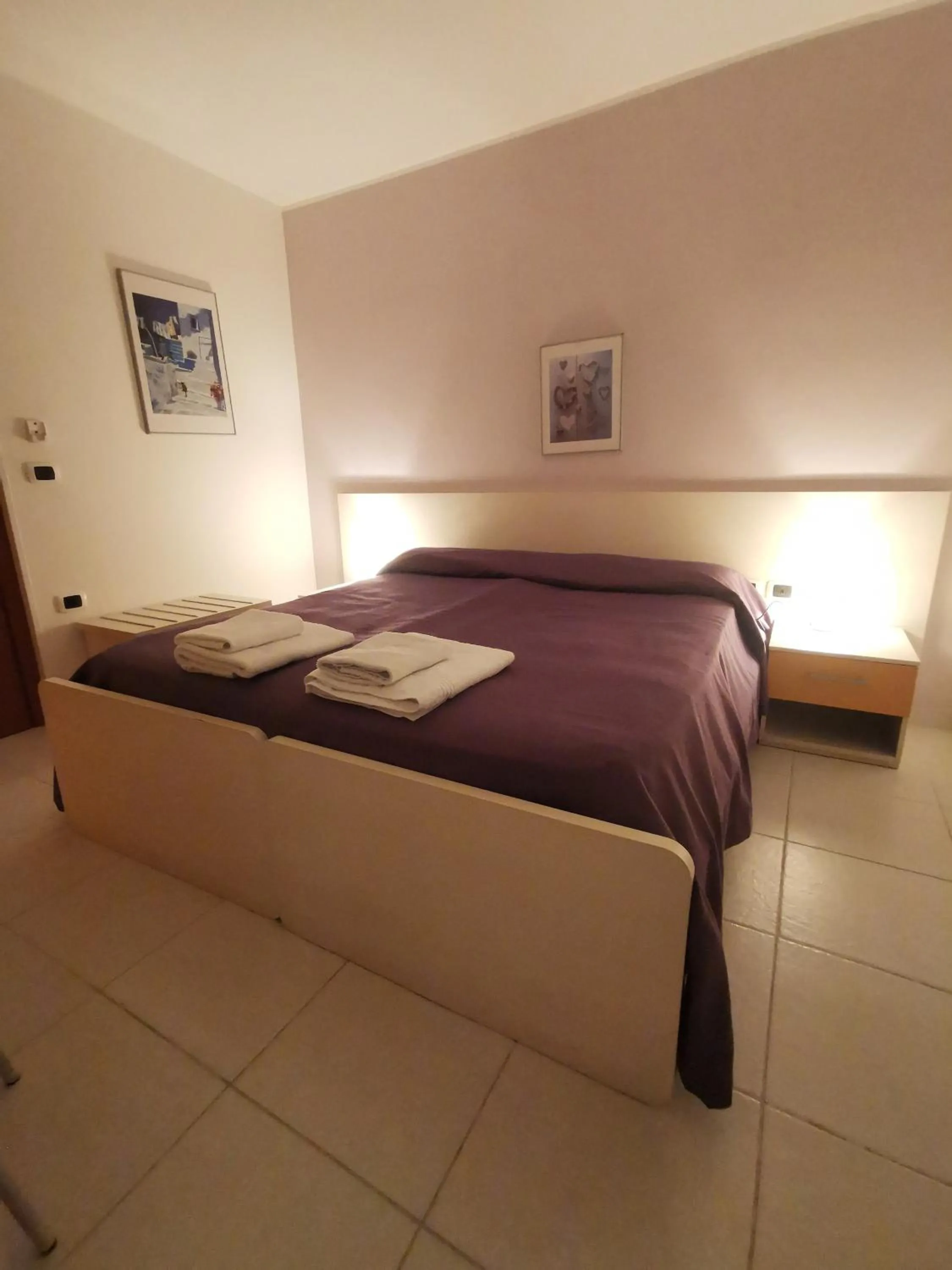 Breakfast, Bed in B&B Donna Nina