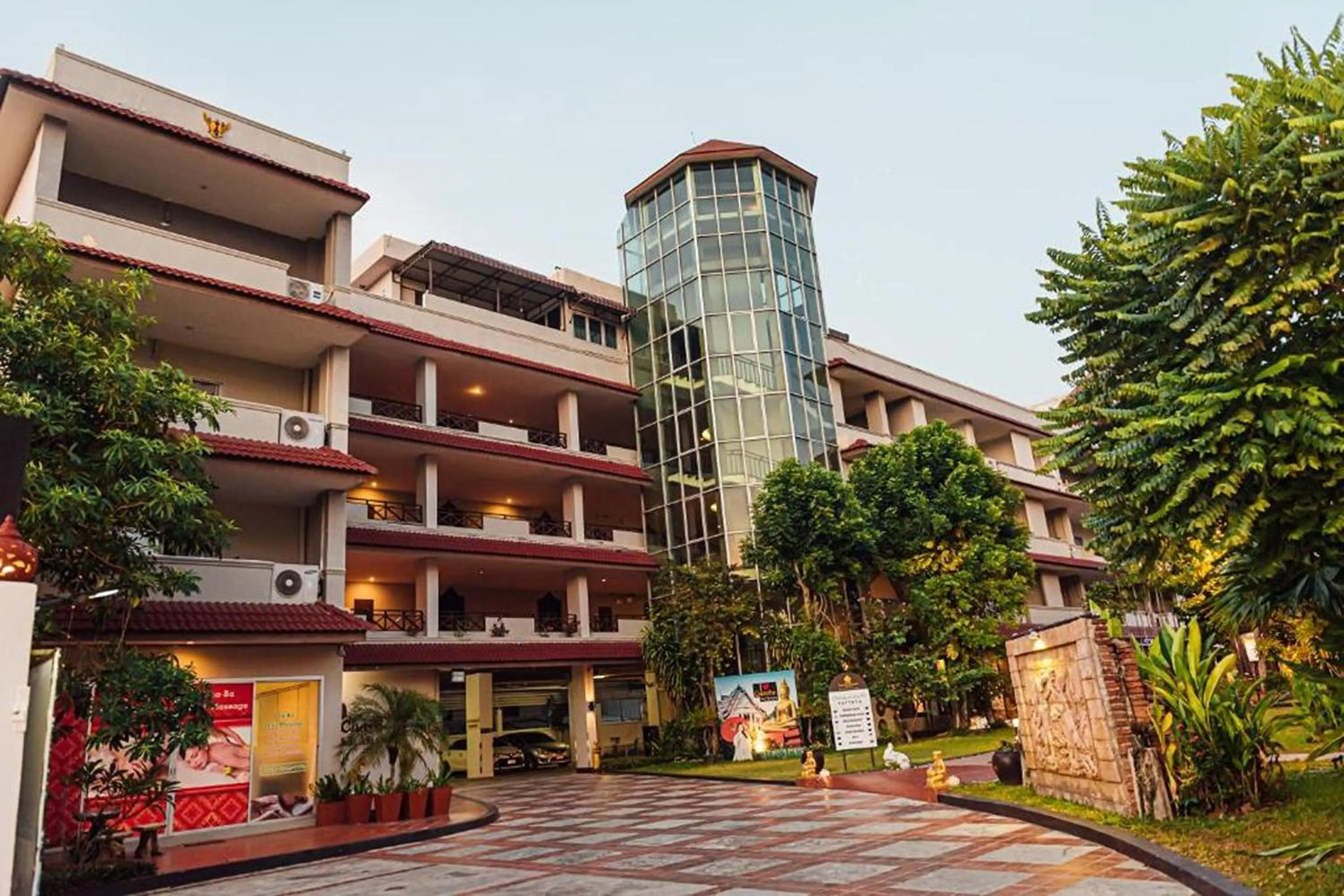 Property building in Gazebo Resort Pattaya