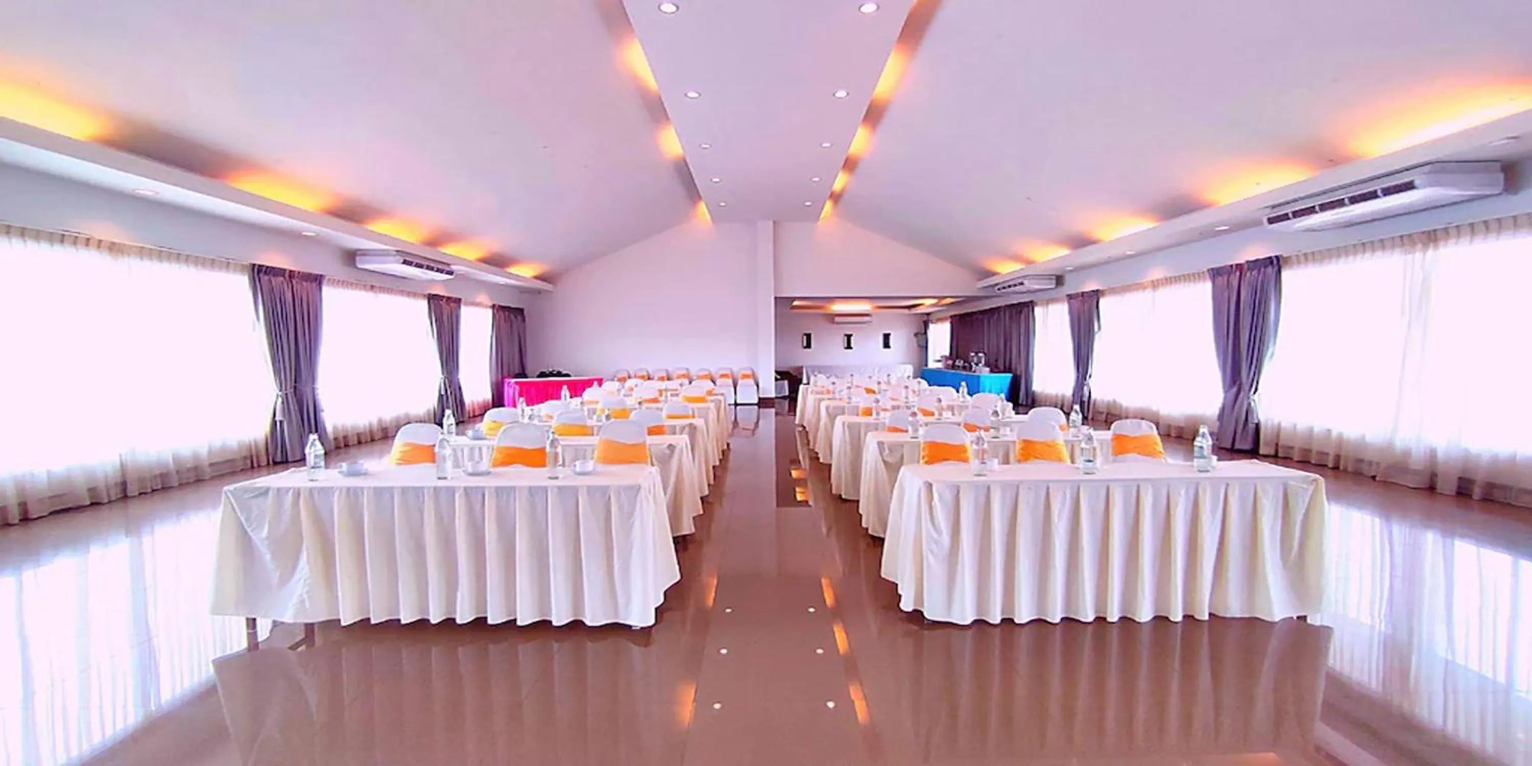 Banquet/Function facilities in Gazebo Resort Pattaya