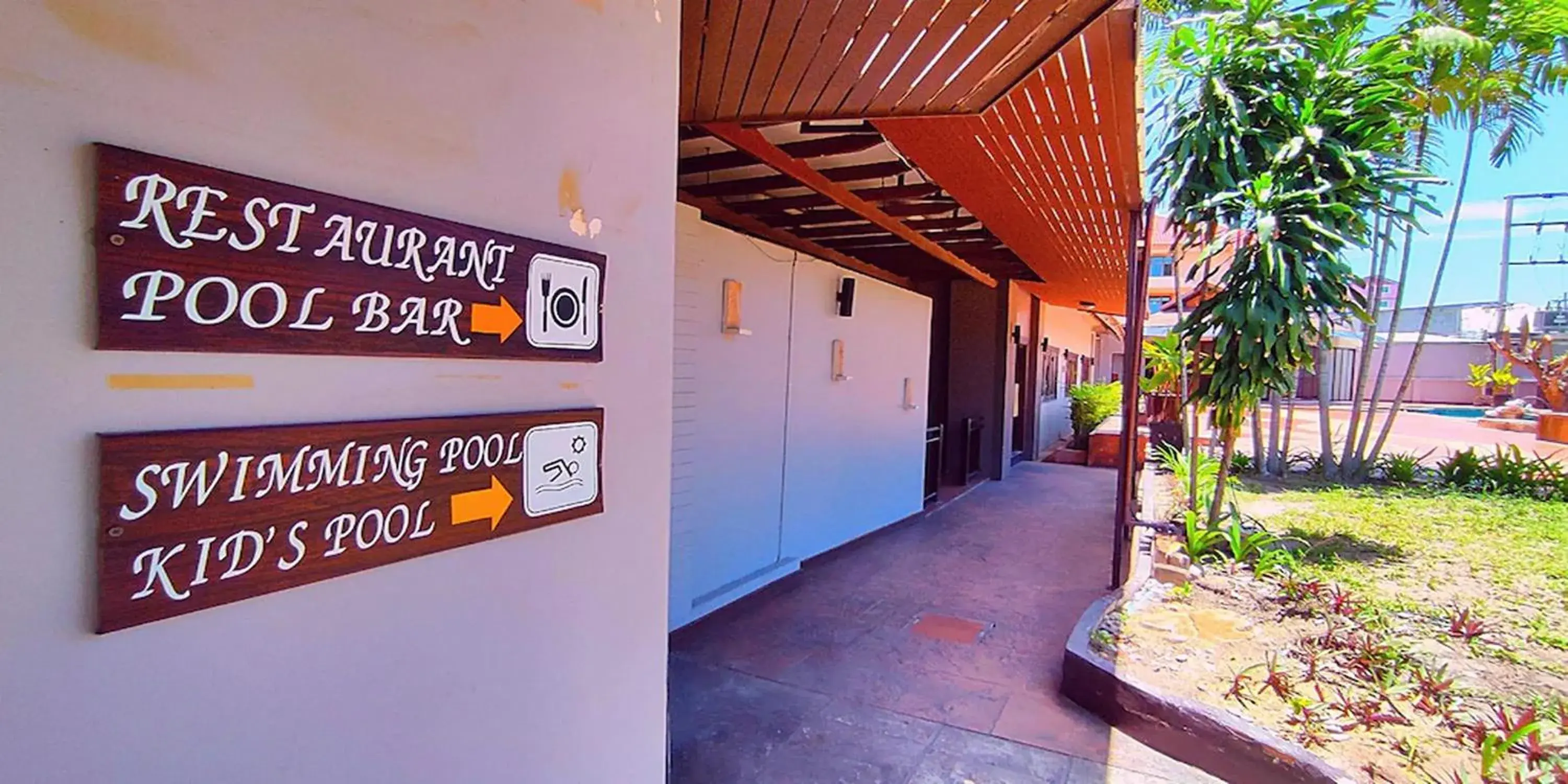 Property building in Gazebo Resort Pattaya Property building in Gazebo Resort Pattaya