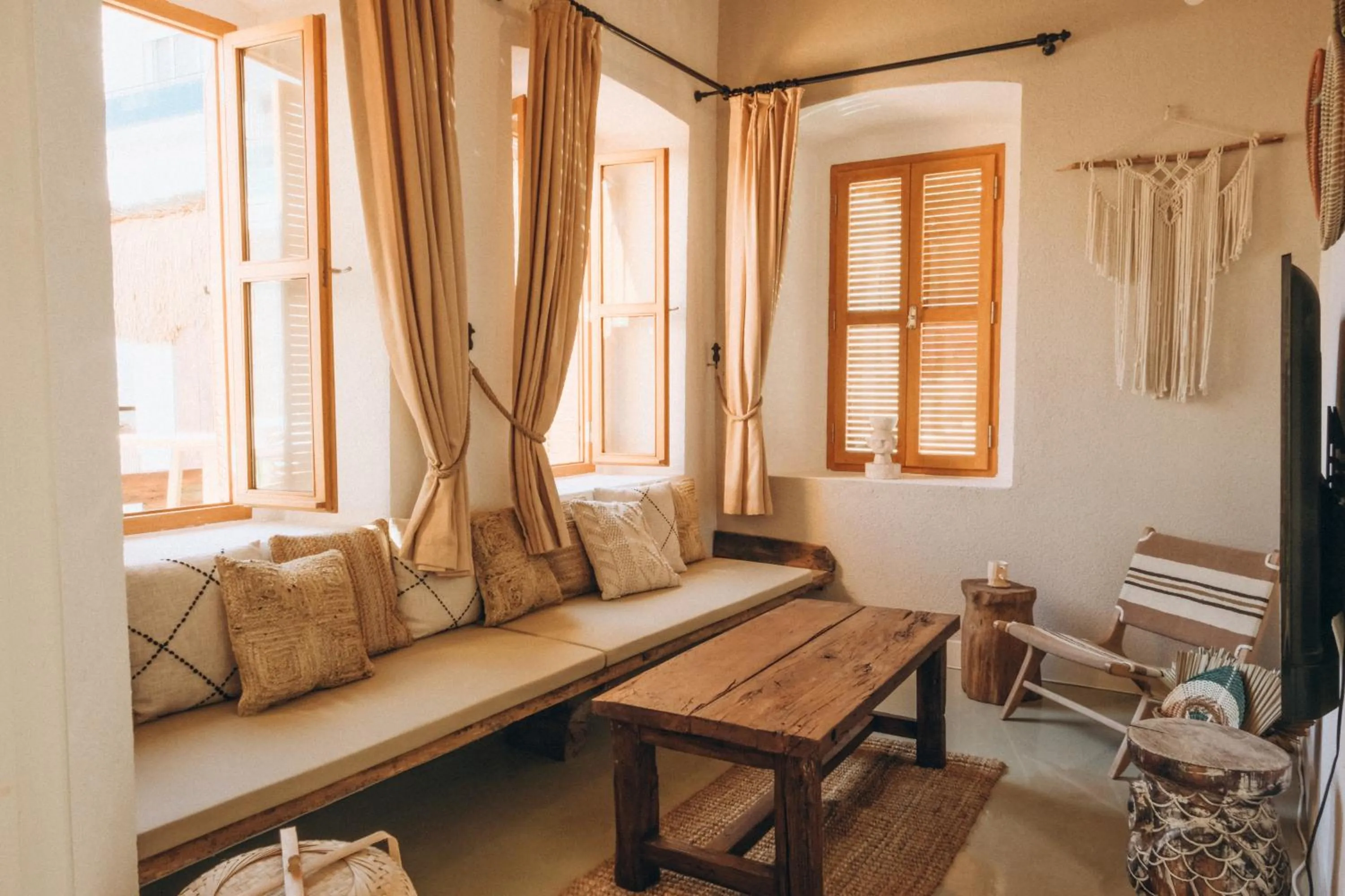 TV and multimedia in Notarius Hotel Bodrum