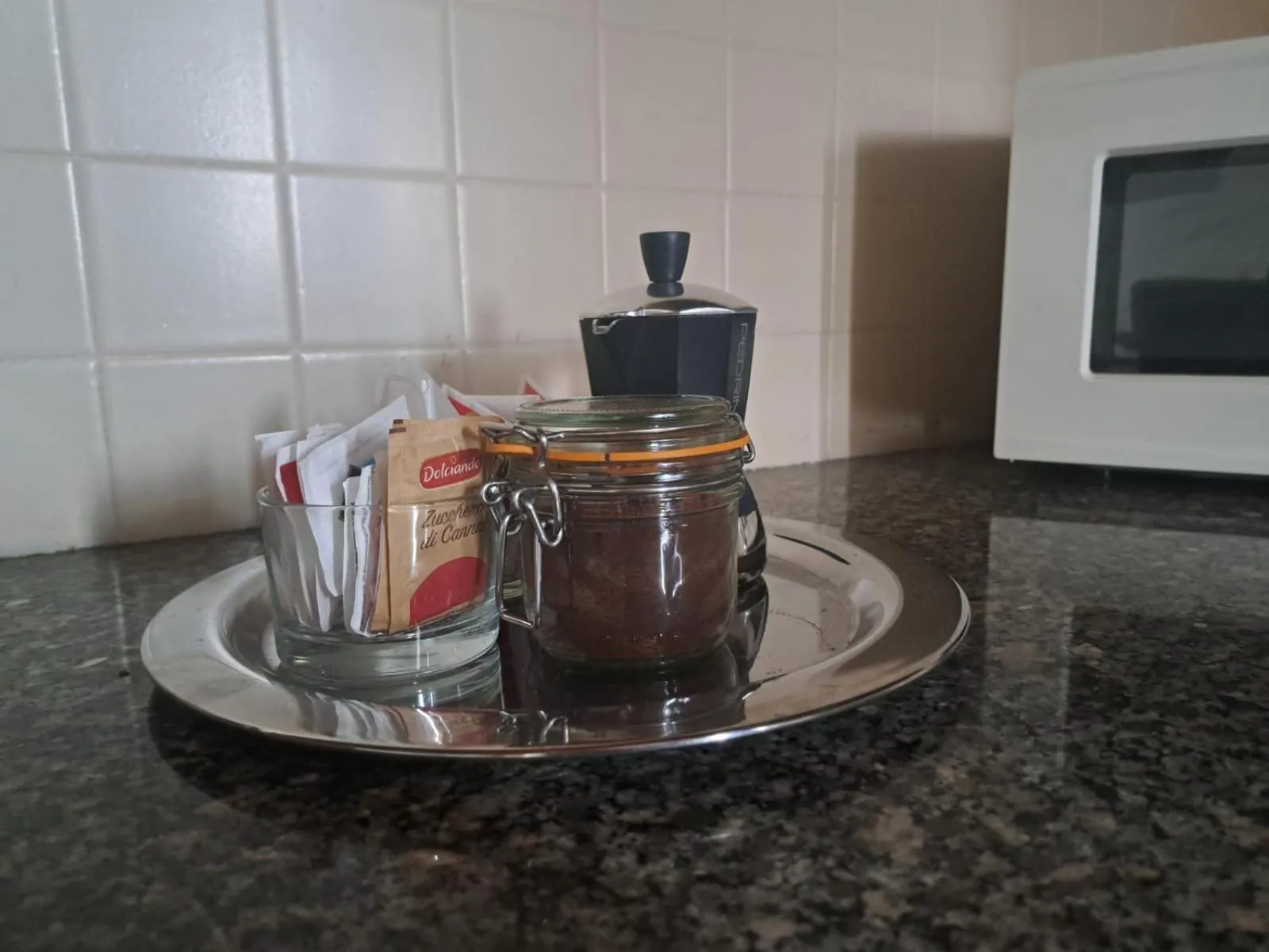Coffee/tea facilities in Monolocale Beatrice Abbadesse Guest House M3-M5 Zara