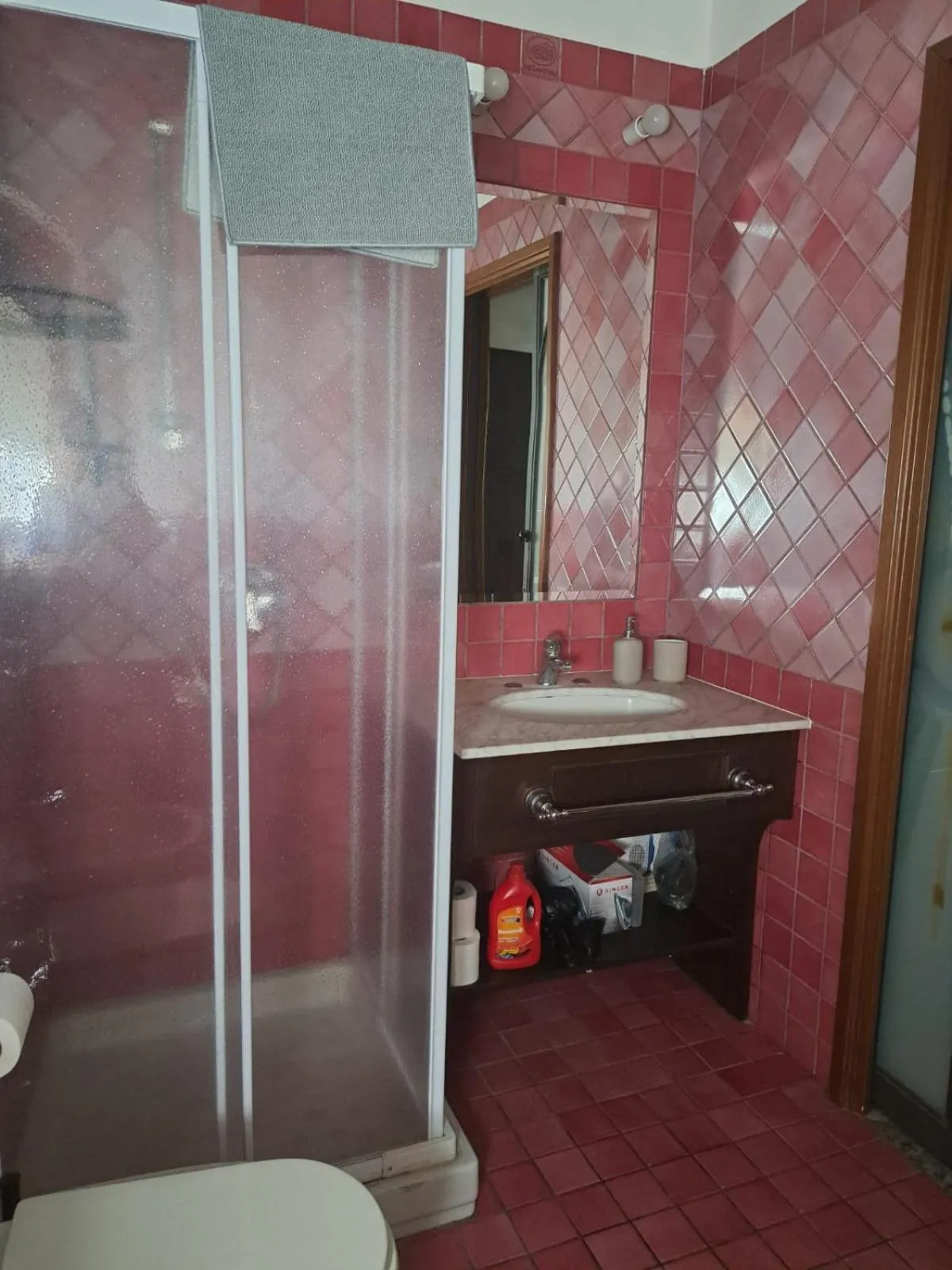 Shower in Monolocale Beatrice Abbadesse Guest House M3-M5 Zara