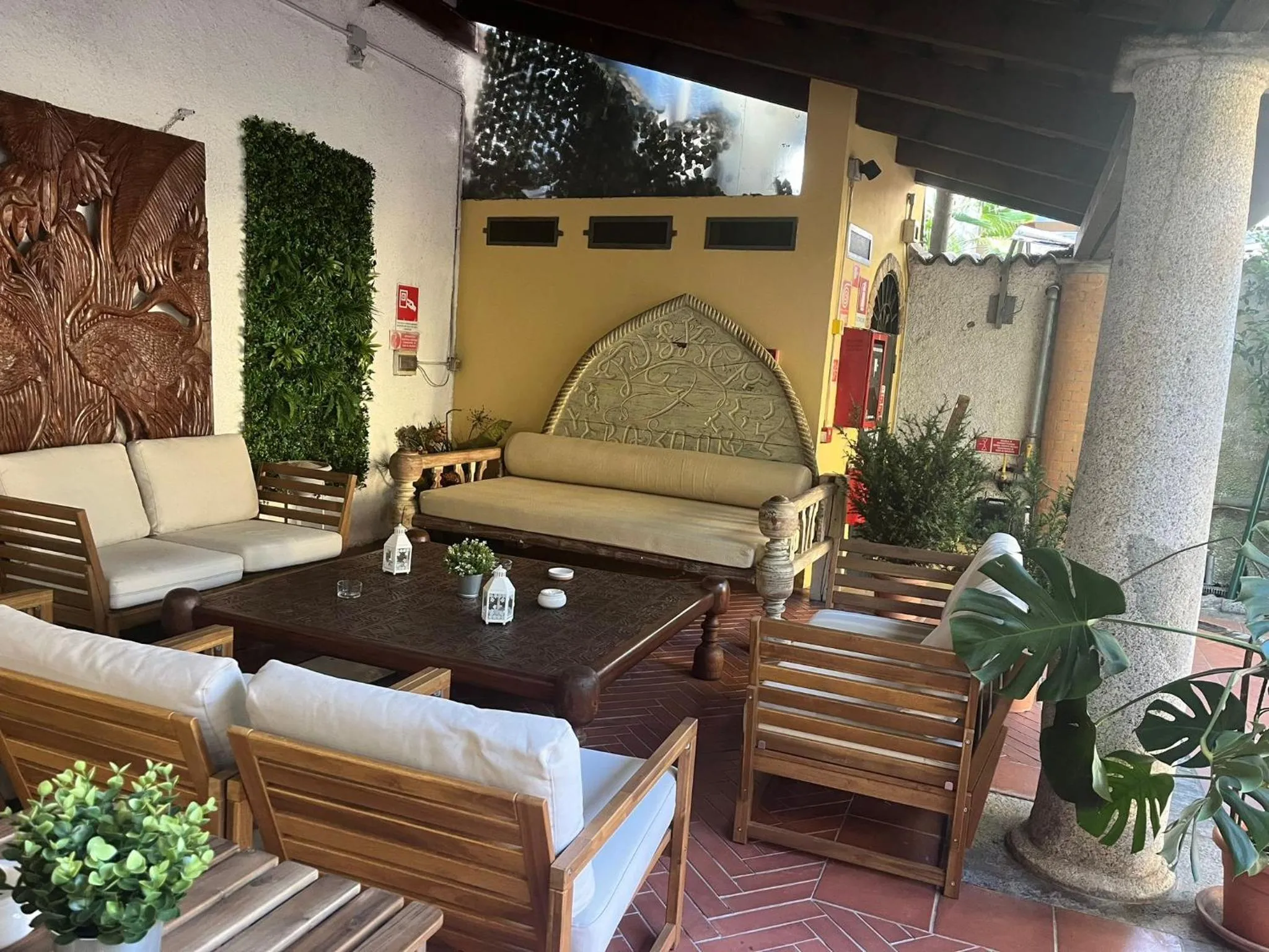 Patio in Monolocale Beatrice Abbadesse Guest House M3-M5 Zara