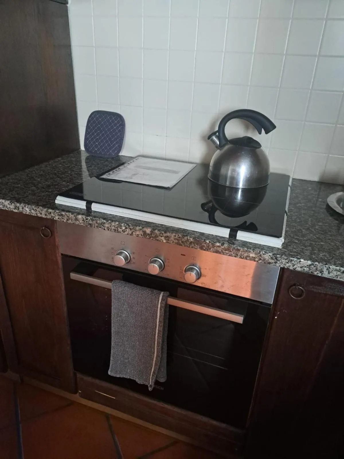 stove in Monolocale Beatrice Abbadesse Guest House M3-M5 Zara