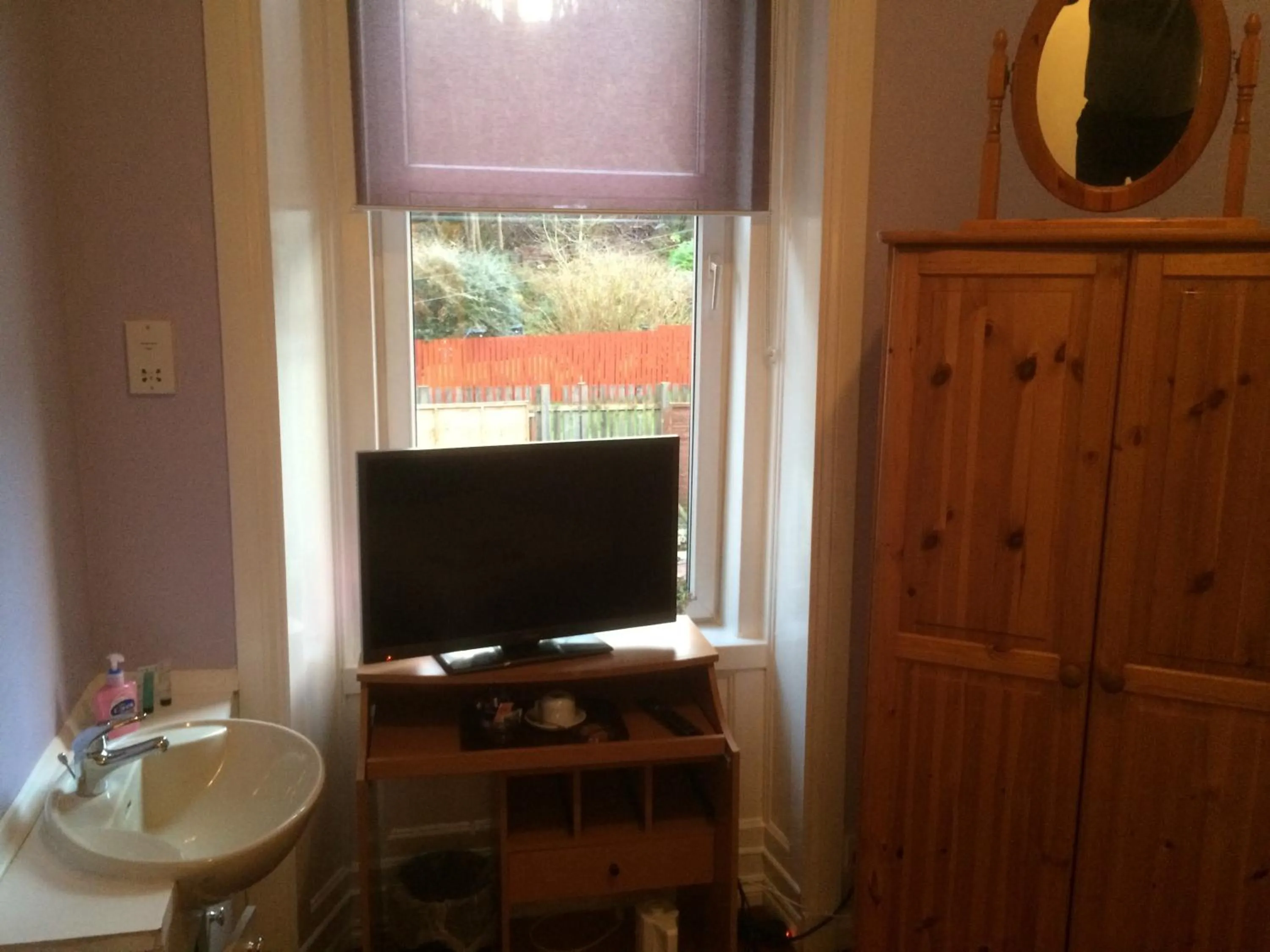 TV and multimedia in The Spinnaker Hotel