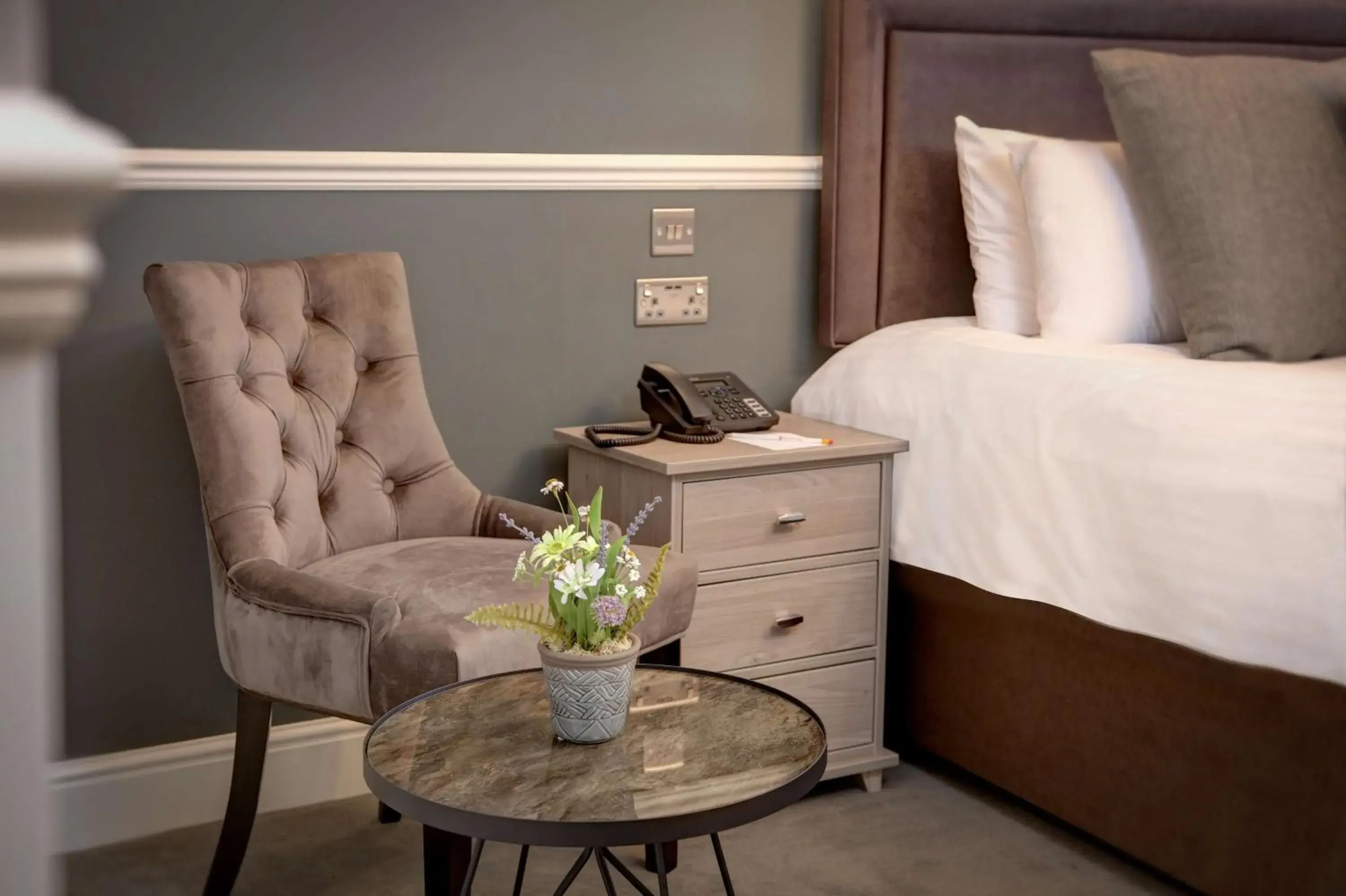 Photo of the whole room, Bed in Best Western Plus Kenwick Park Hotel Photo of the whole room, Bed in Best Western Plus Kenwick Park Hotel