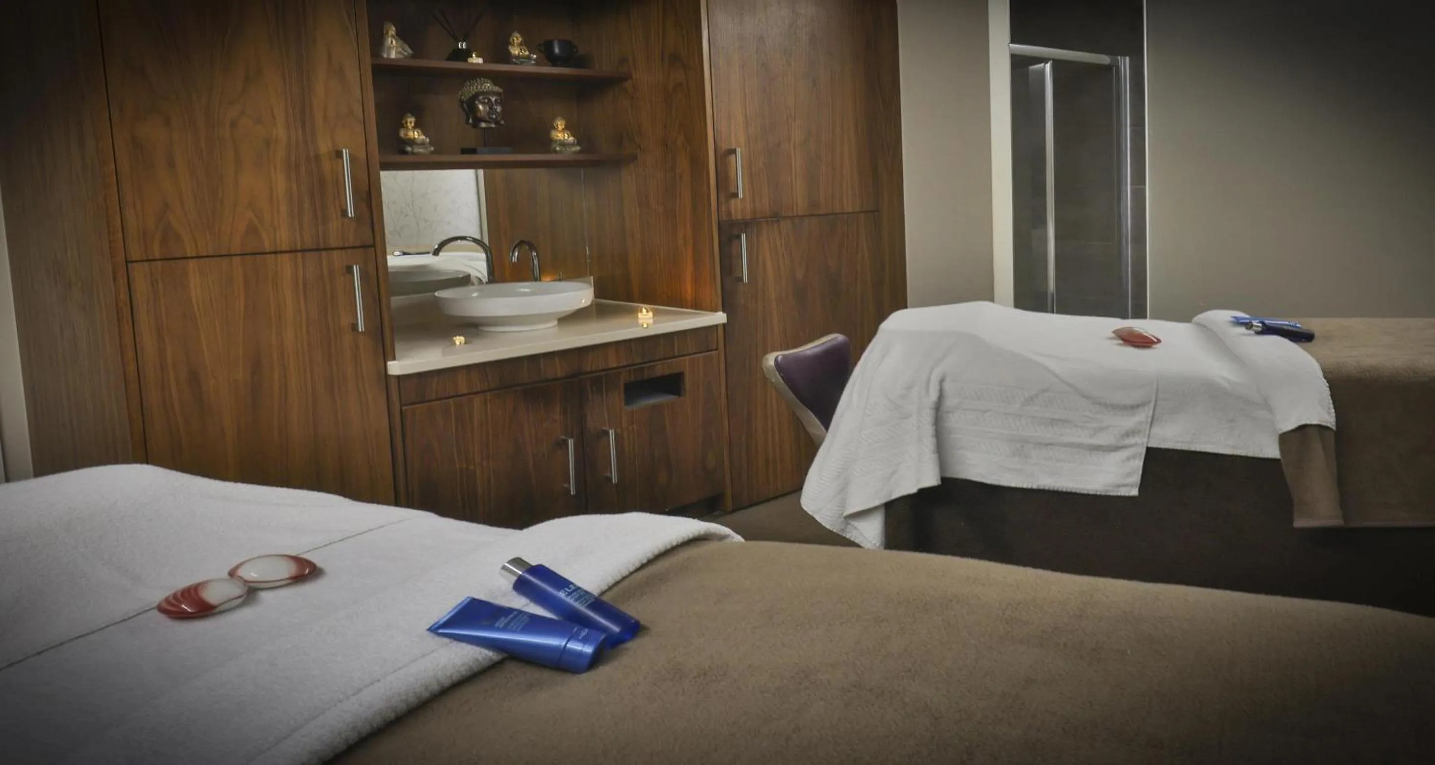 Spa and wellness centre/facilities, Bed in Best Western Plus Kenwick Park Hotel