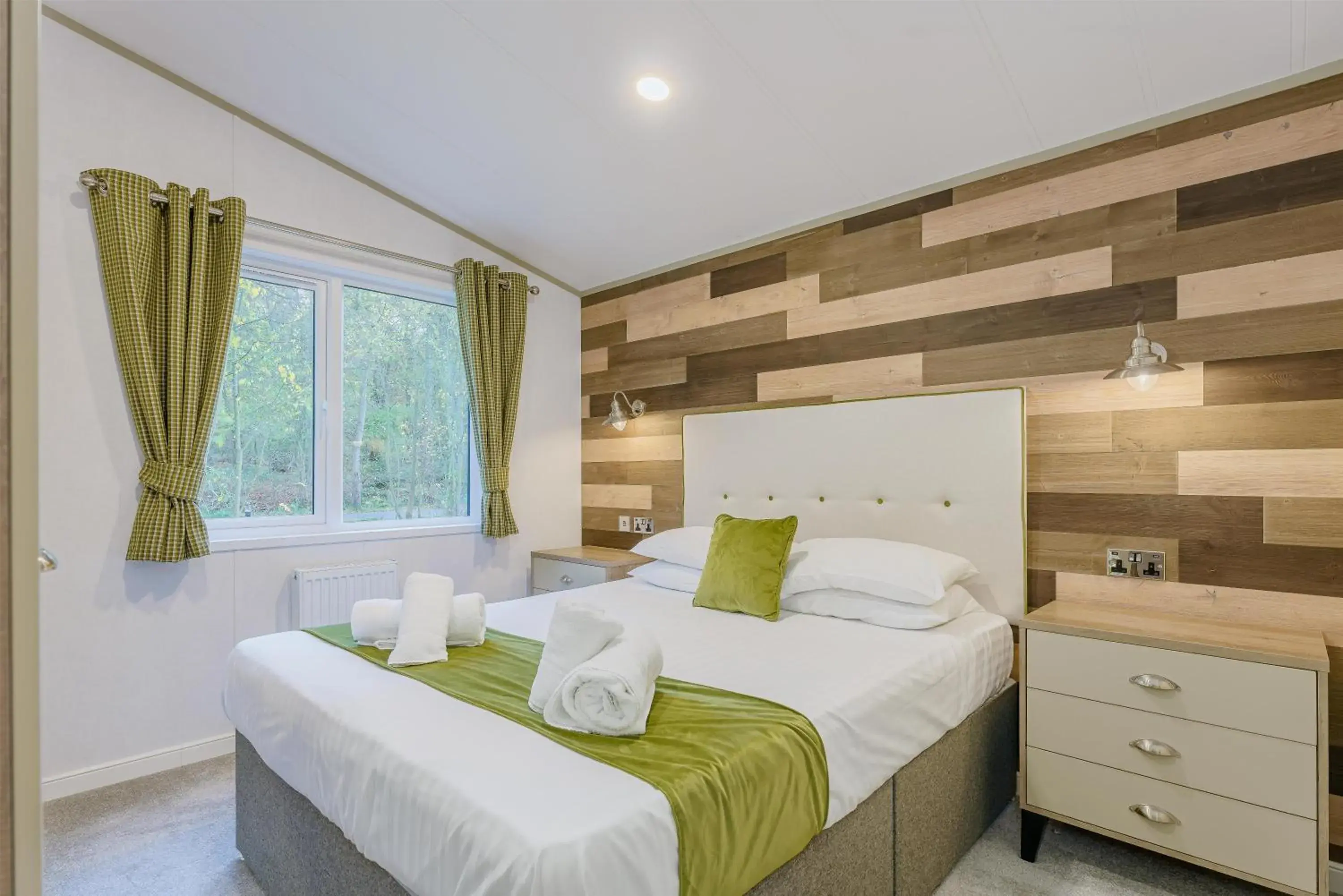 Property building, Bed in Best Western Plus Kenwick Park Hotel Property building, Bed in Best Western Plus Kenwick Park Hotel