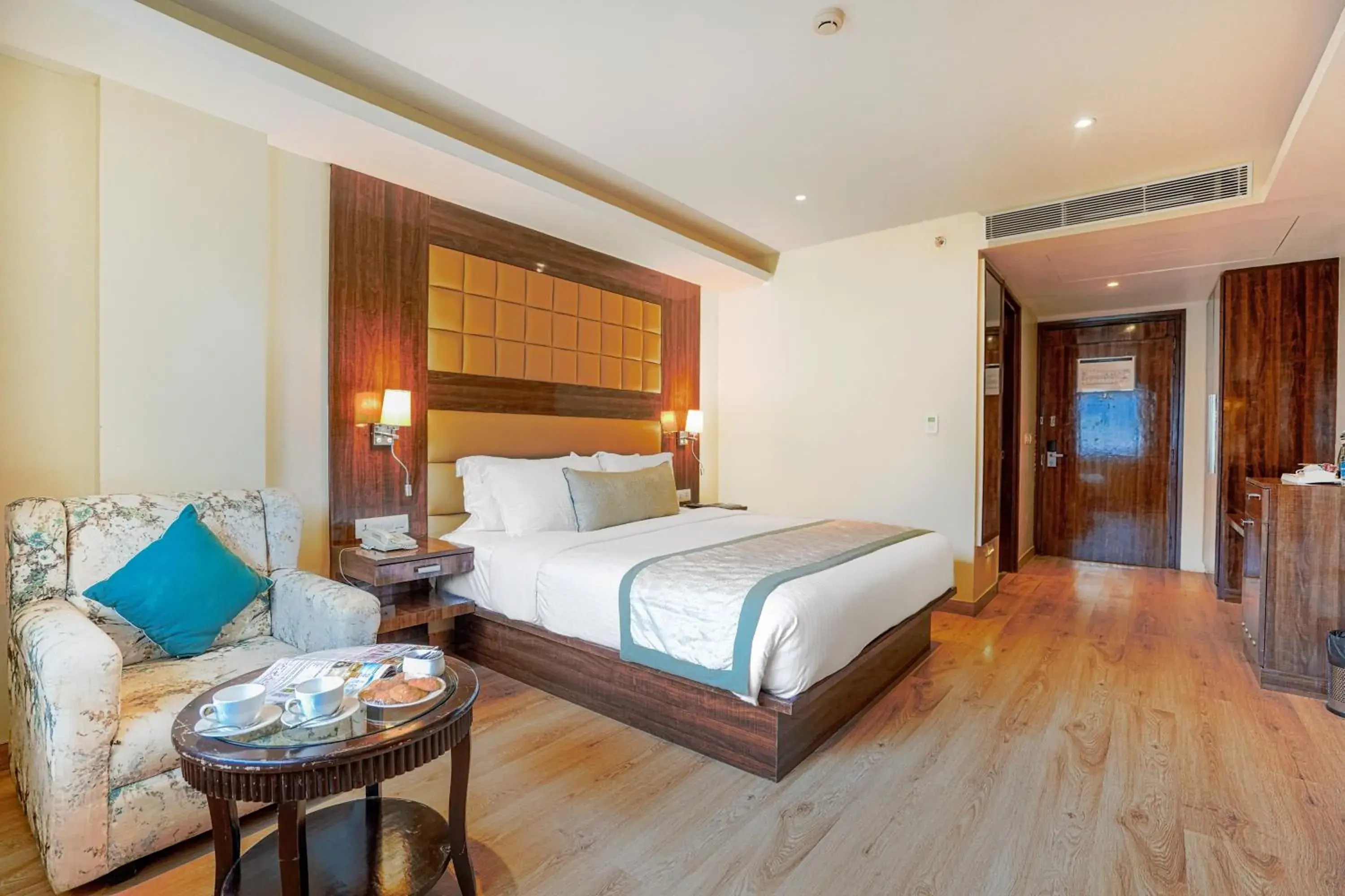 Bedroom in Aatmayog Luxury Manor By Blueko Hotels Bedroom in Aatmayog Luxury Manor By Blueko Hotels