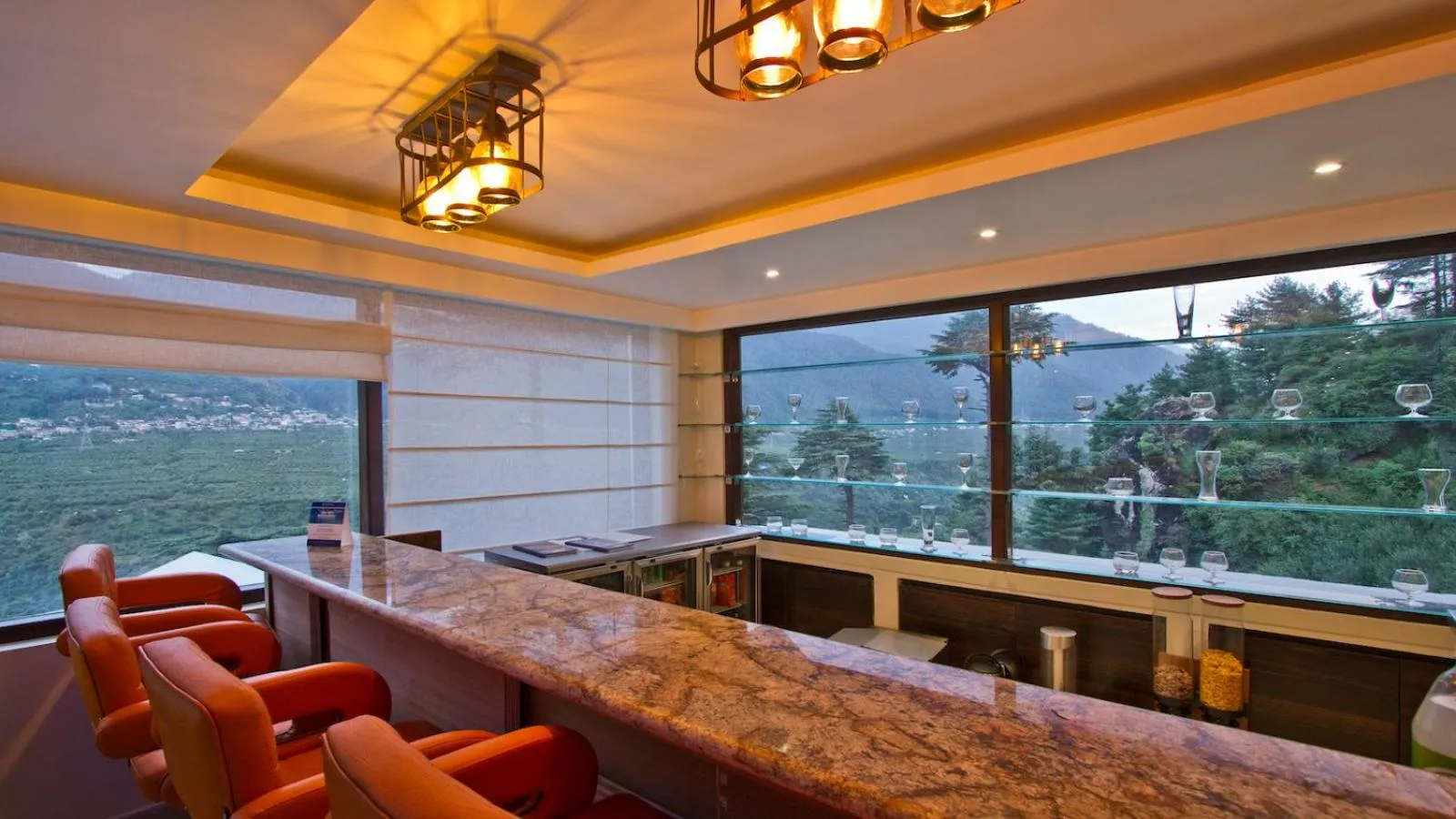 Restaurant/places to eat in Aatmayog Luxury Manor By Blueko Hotels