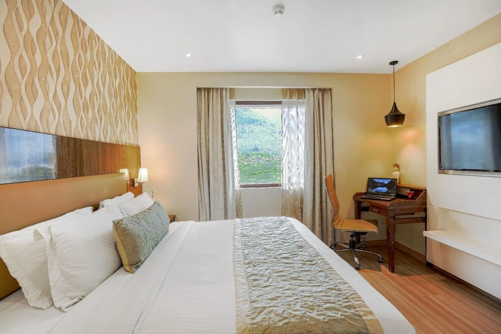 Aatmayog Luxury Manor By Blueko Hotels