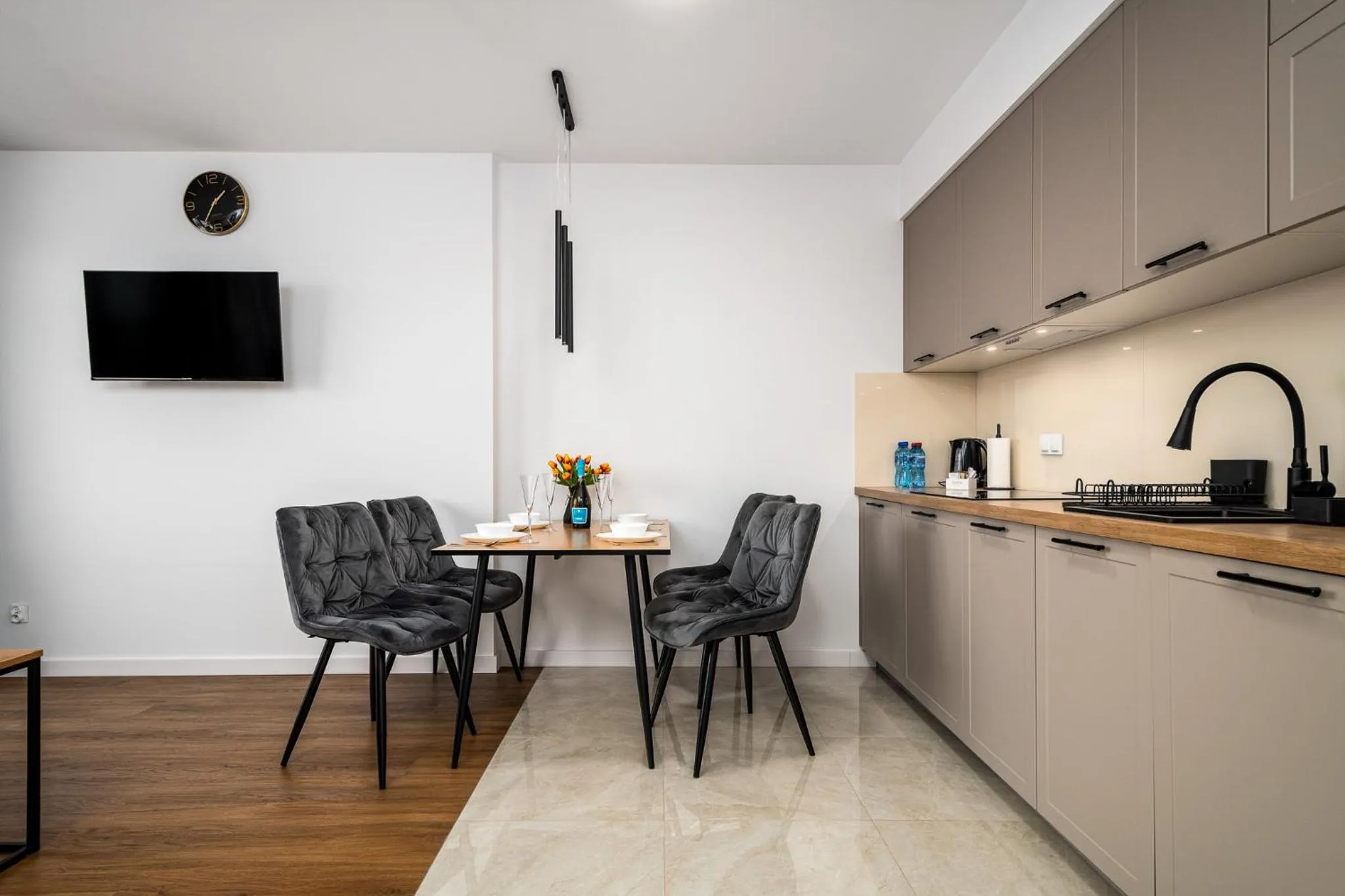 Coffee/tea facilities in Pileckiego Residence