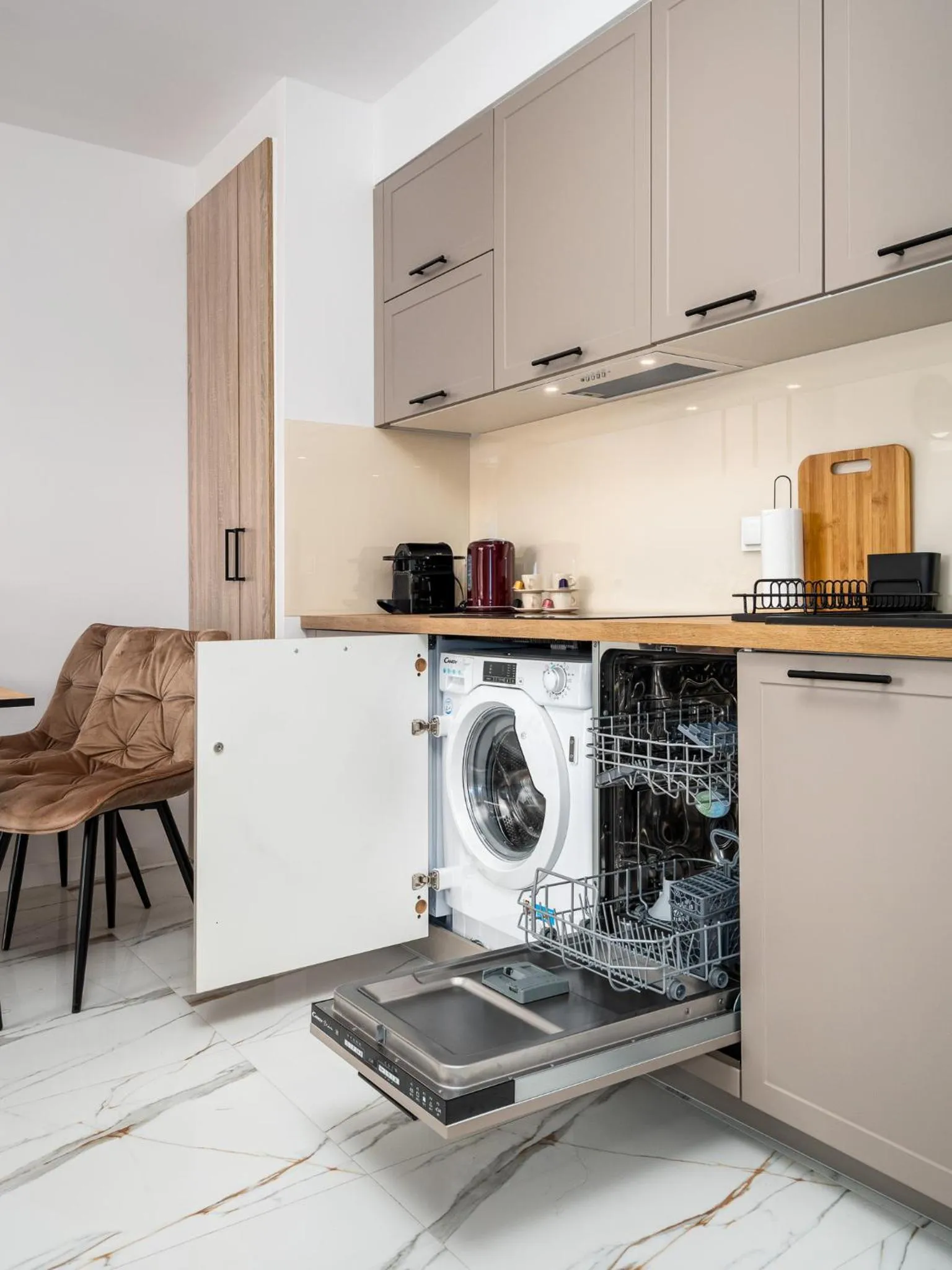 Kitchen or kitchenette in Pileckiego Residence