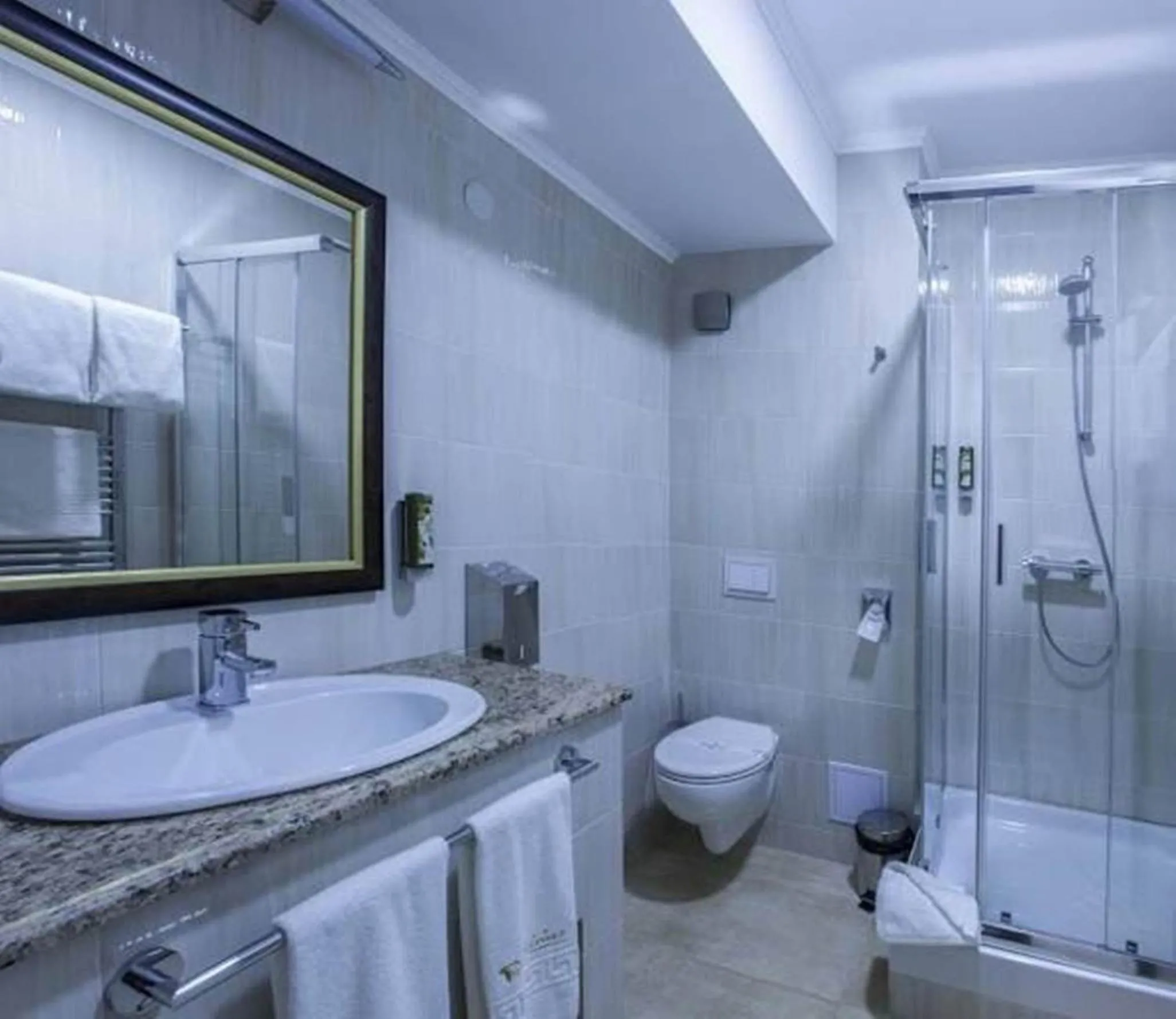 Bathroom in Hotel Bulevard