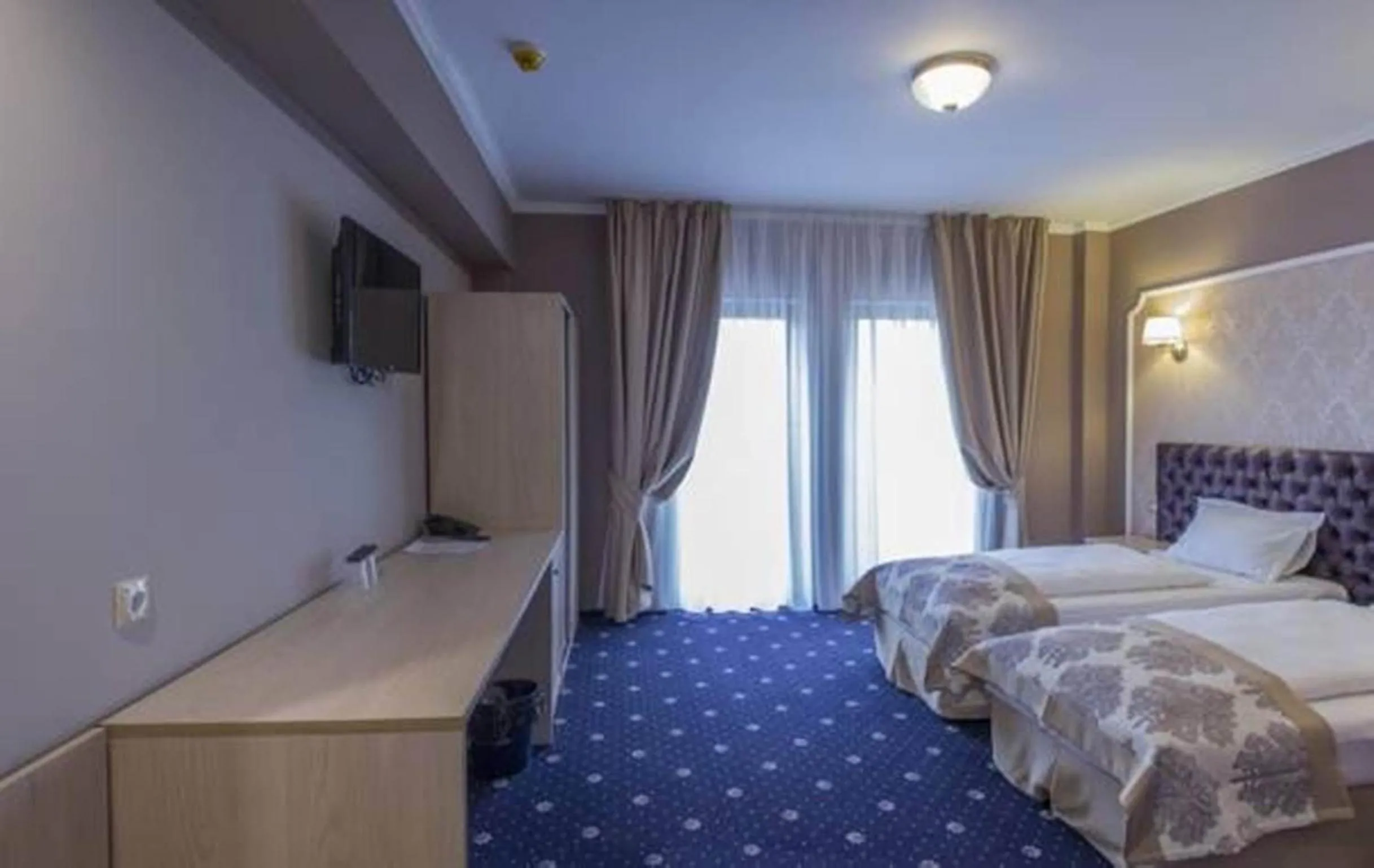 Bedroom, Bed in Hotel Bulevard