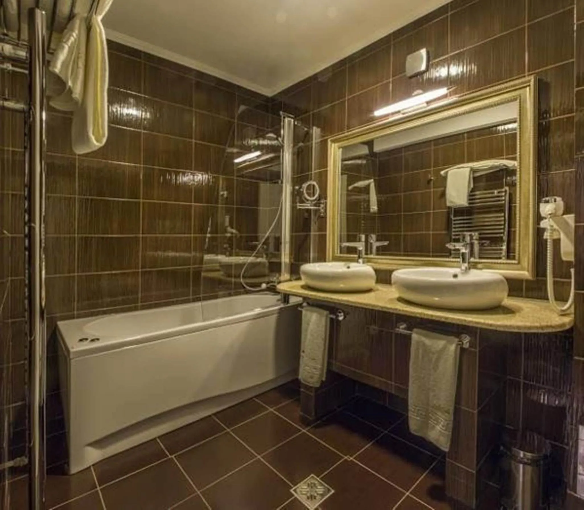 Bathroom in Hotel Bulevard