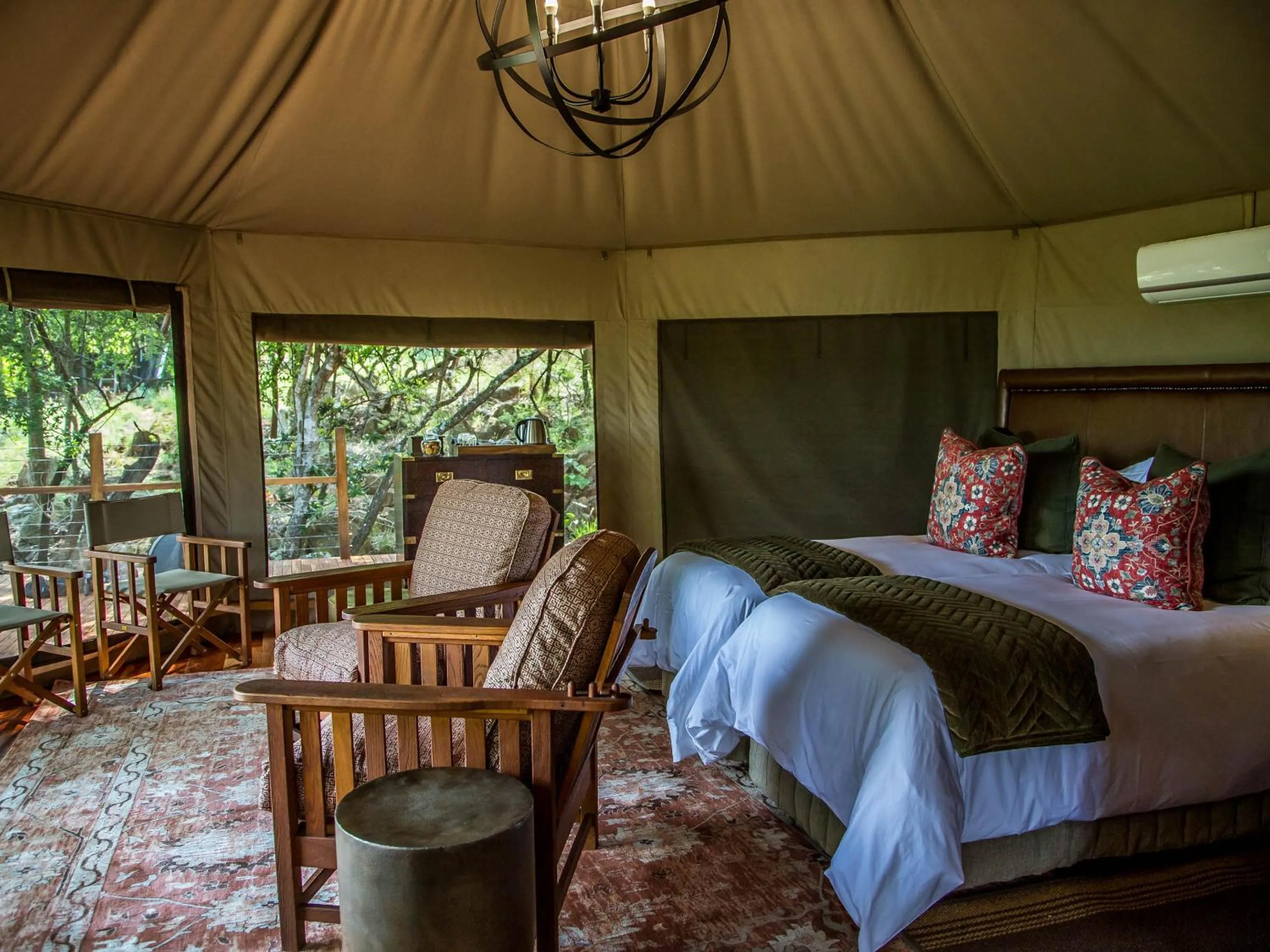 Photo of the whole room, Bed in Nkomazi Game Reserve by NEWMARK