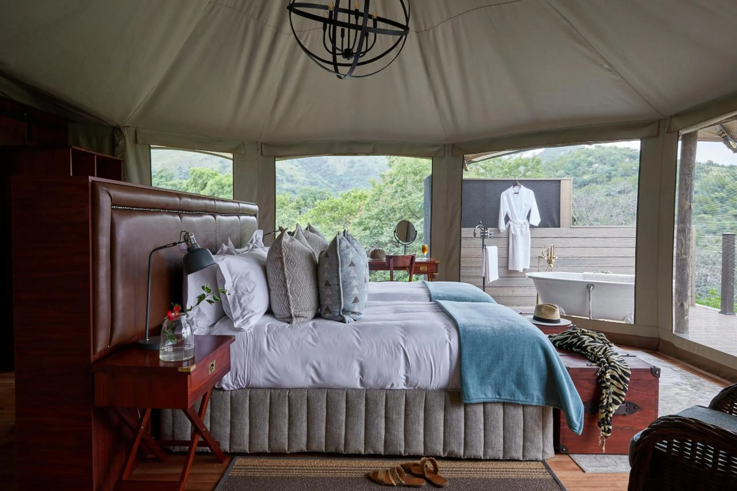 Bedroom, Bed in Nkomazi Game Reserve by NEWMARK