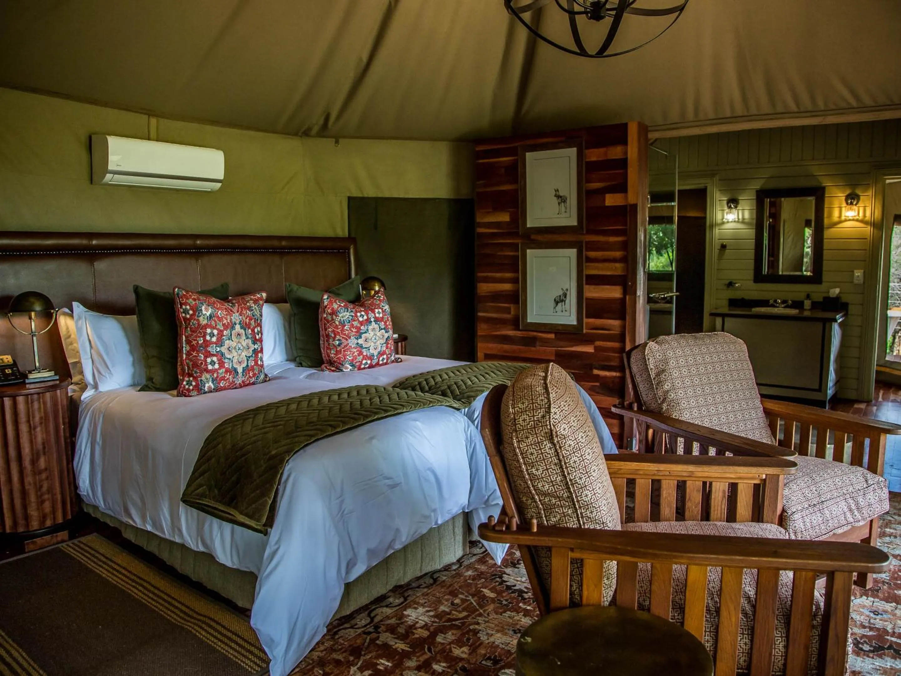 Bedroom, Bed in Nkomazi Game Reserve by NEWMARK