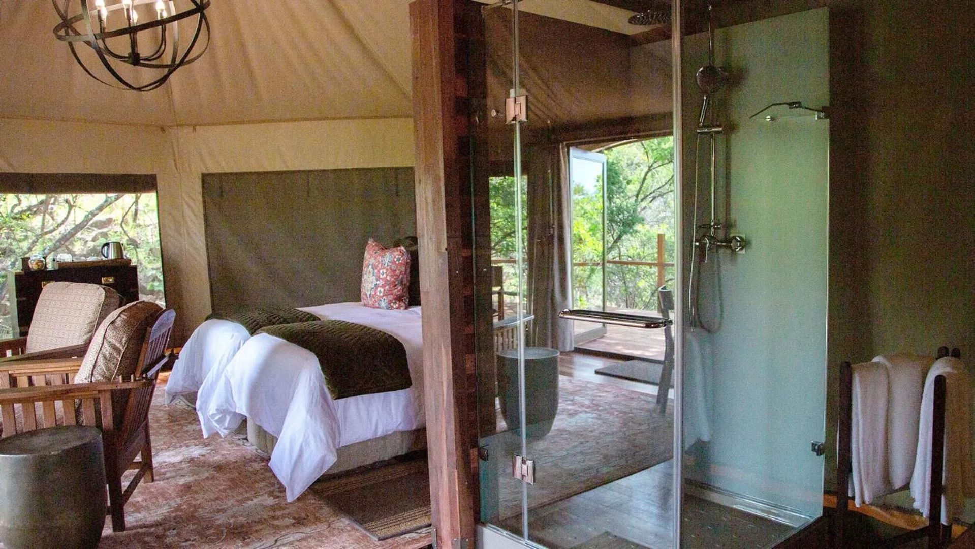Bathroom, Bed in Nkomazi Game Reserve by NEWMARK