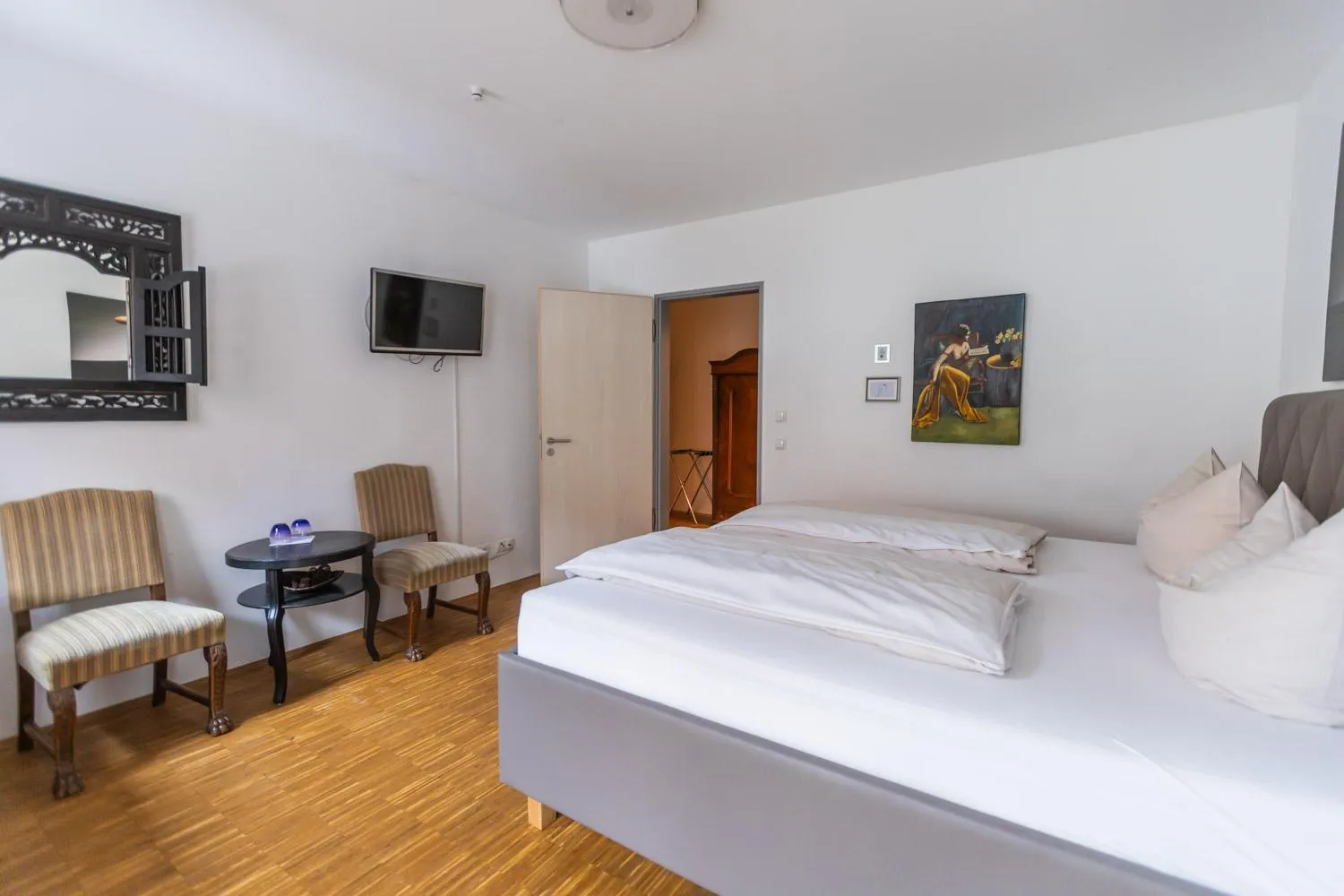 Photo of the whole room, Bed in Hotel Freischütz