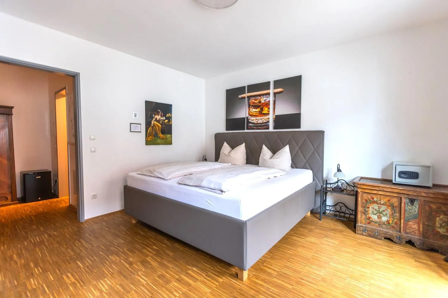 Photo of the whole room, Bed in Hotel Freischütz
