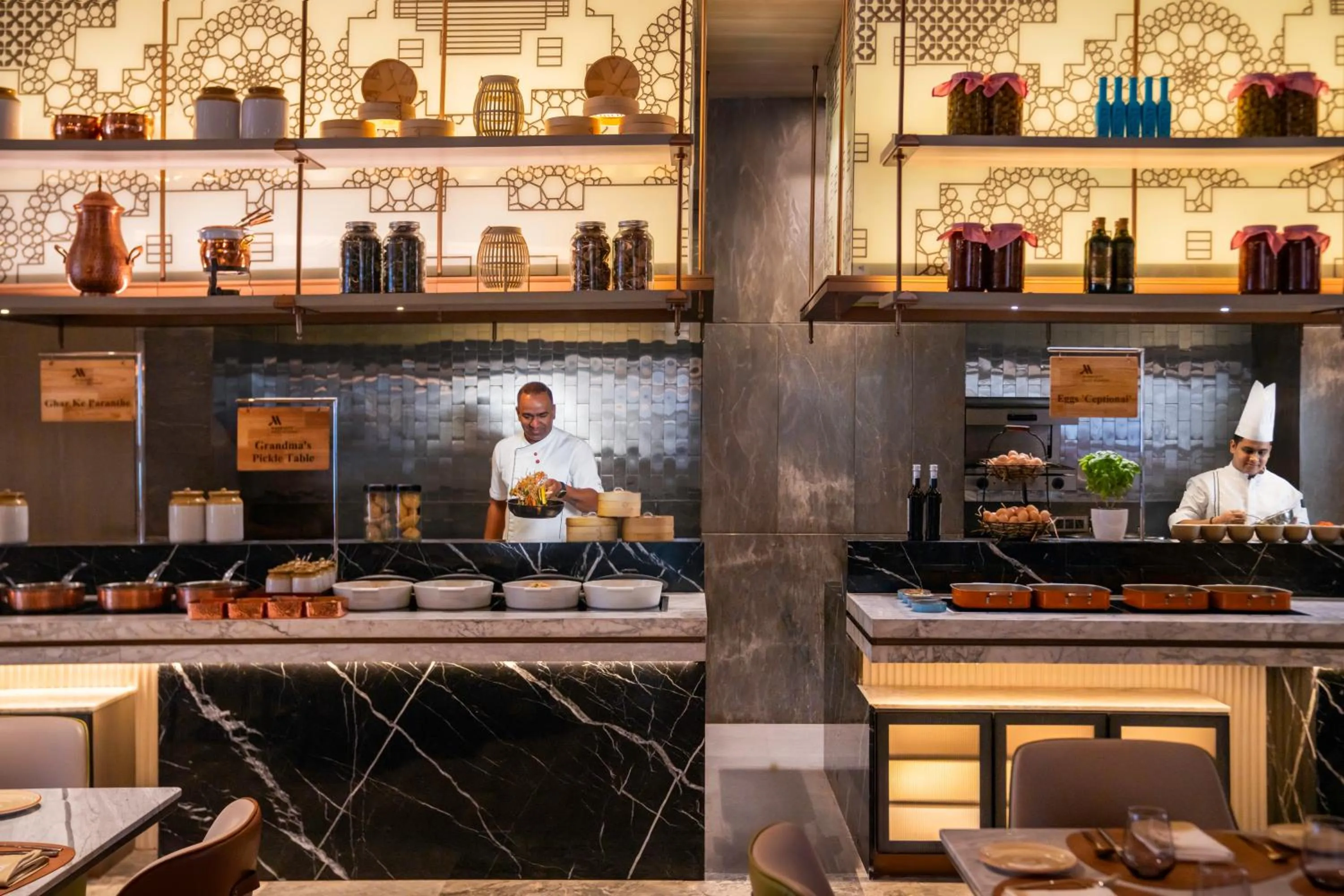 Restaurant/places to eat in Navi Mumbai Marriott