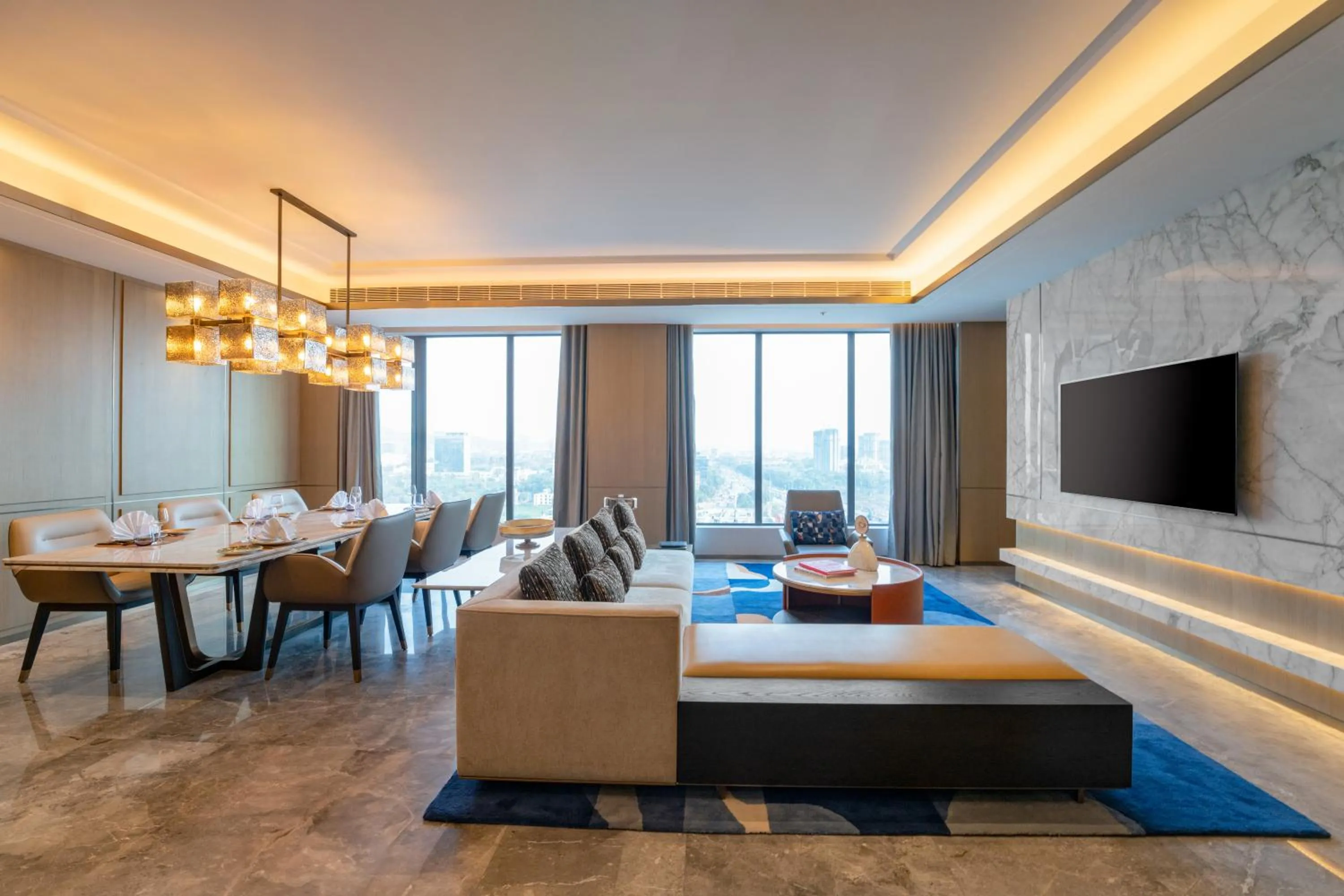 Living room in Navi Mumbai Marriott