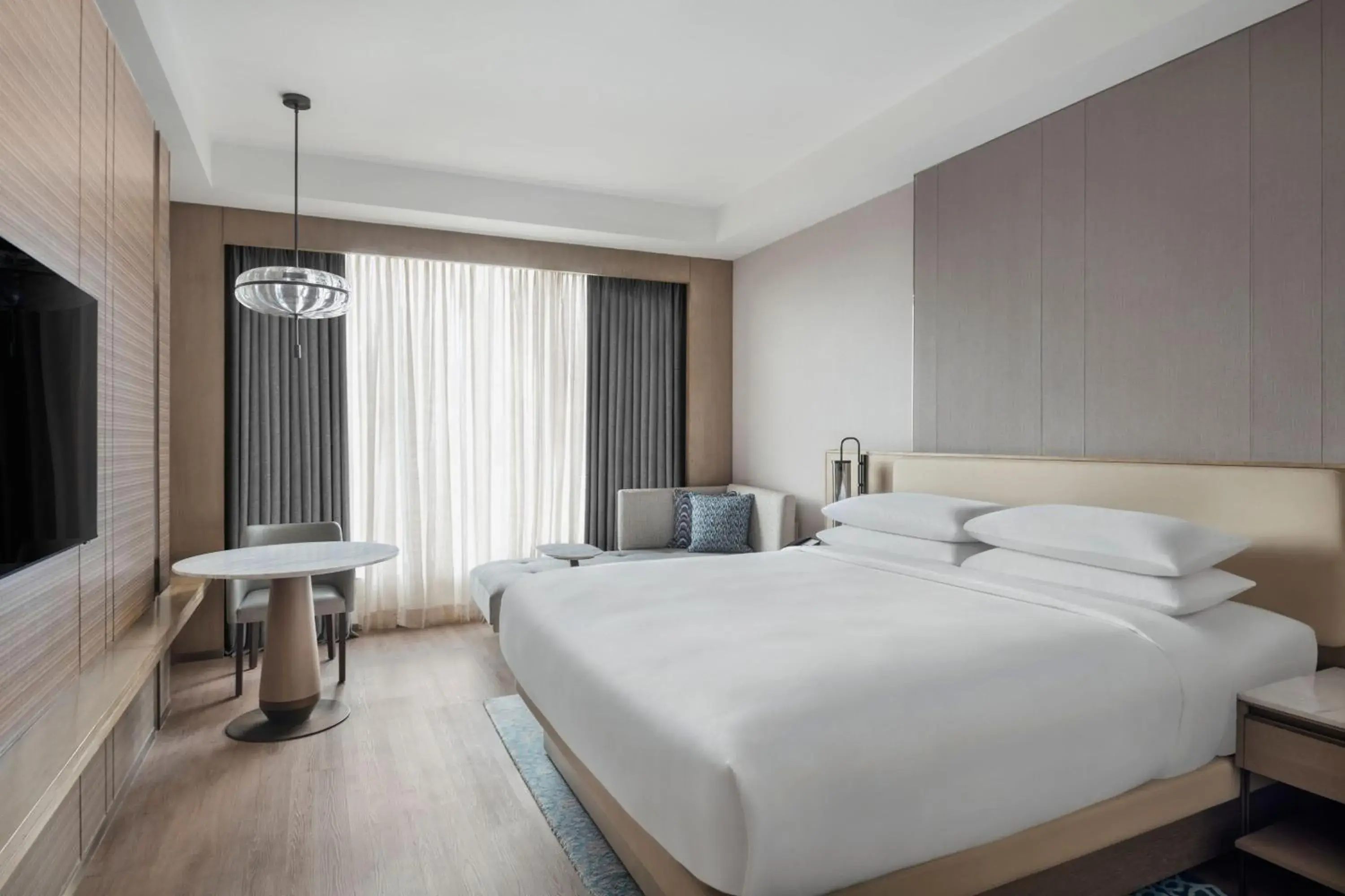 King Room with City View - single occupancy - 10% discount on Food and Soft Beverage, Spa and Airport Transfers in Navi Mumbai Marriott King Room with City View - single occupancy - 10% discount on Food and Soft Beverage, Spa and Airport Transfers in Navi Mumbai Marriott