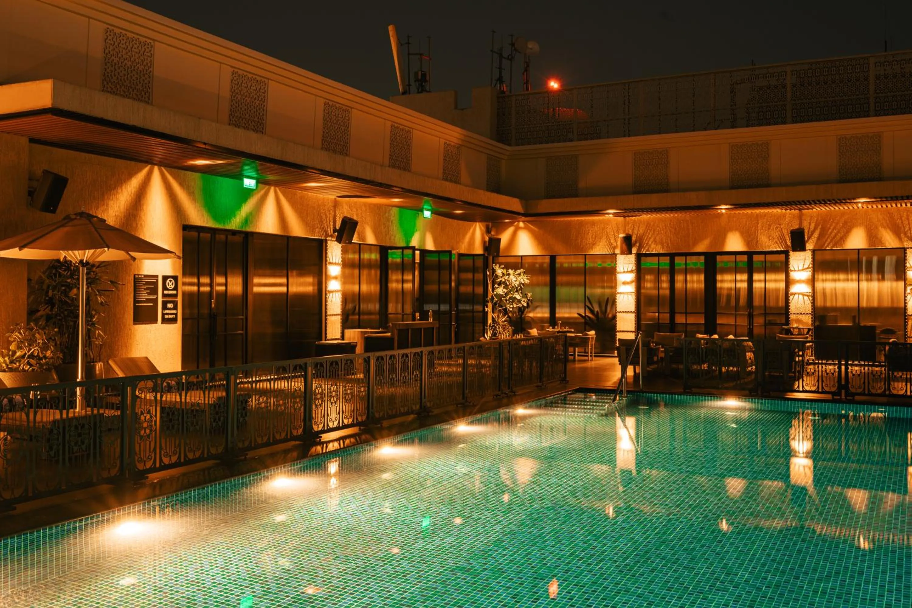 Restaurant/places to eat in Navi Mumbai Marriott