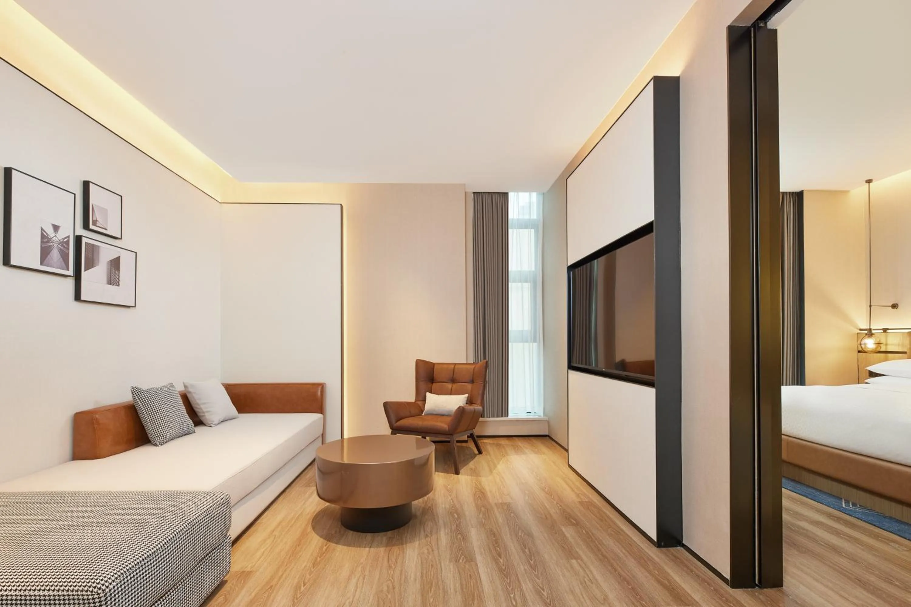 Bed in Four Points by Sheraton Chengdu, High-Tech Zone Exhibition Center