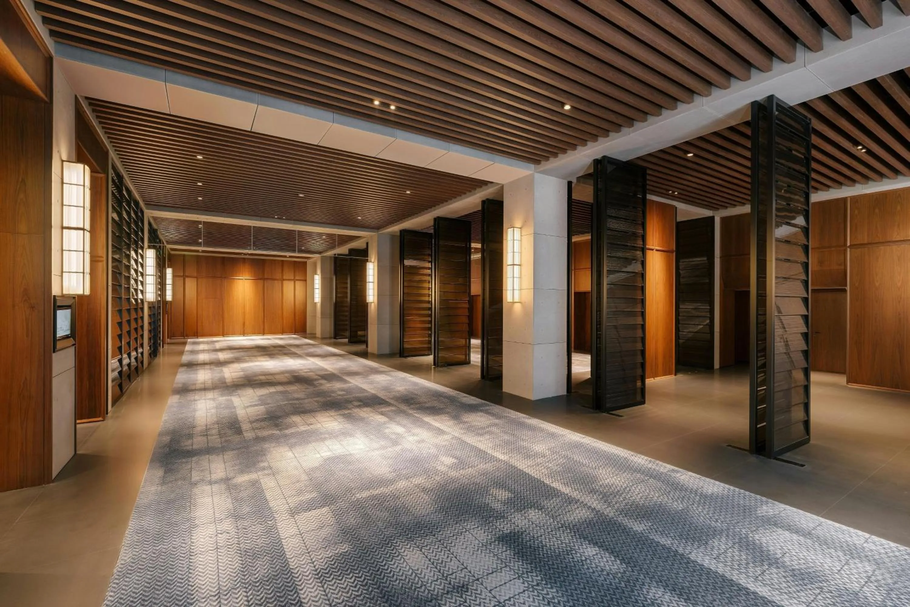 Meeting/conference room in Flow and Co. Qingdao, Autograph Collection