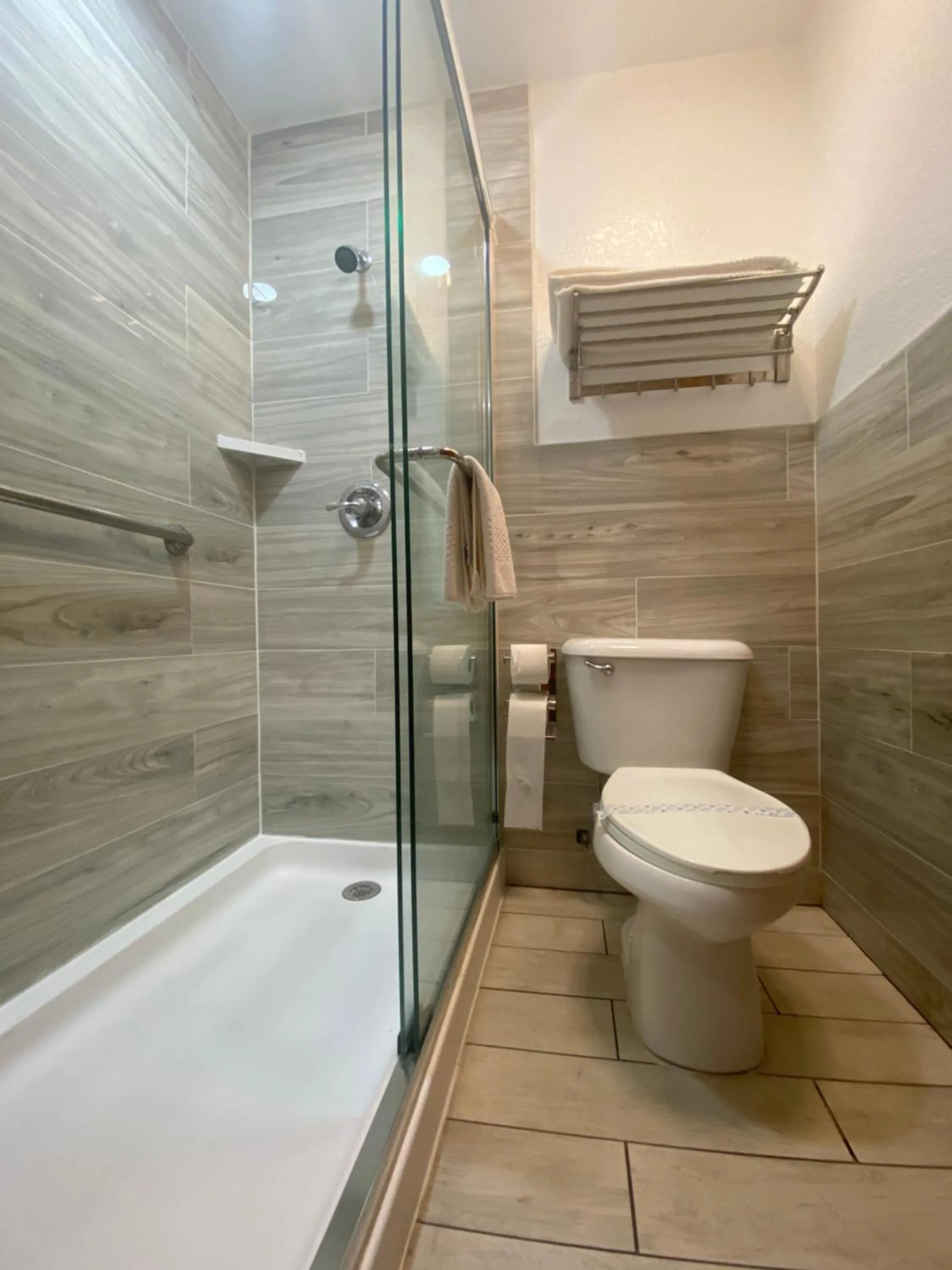 Econolodge inn & suites