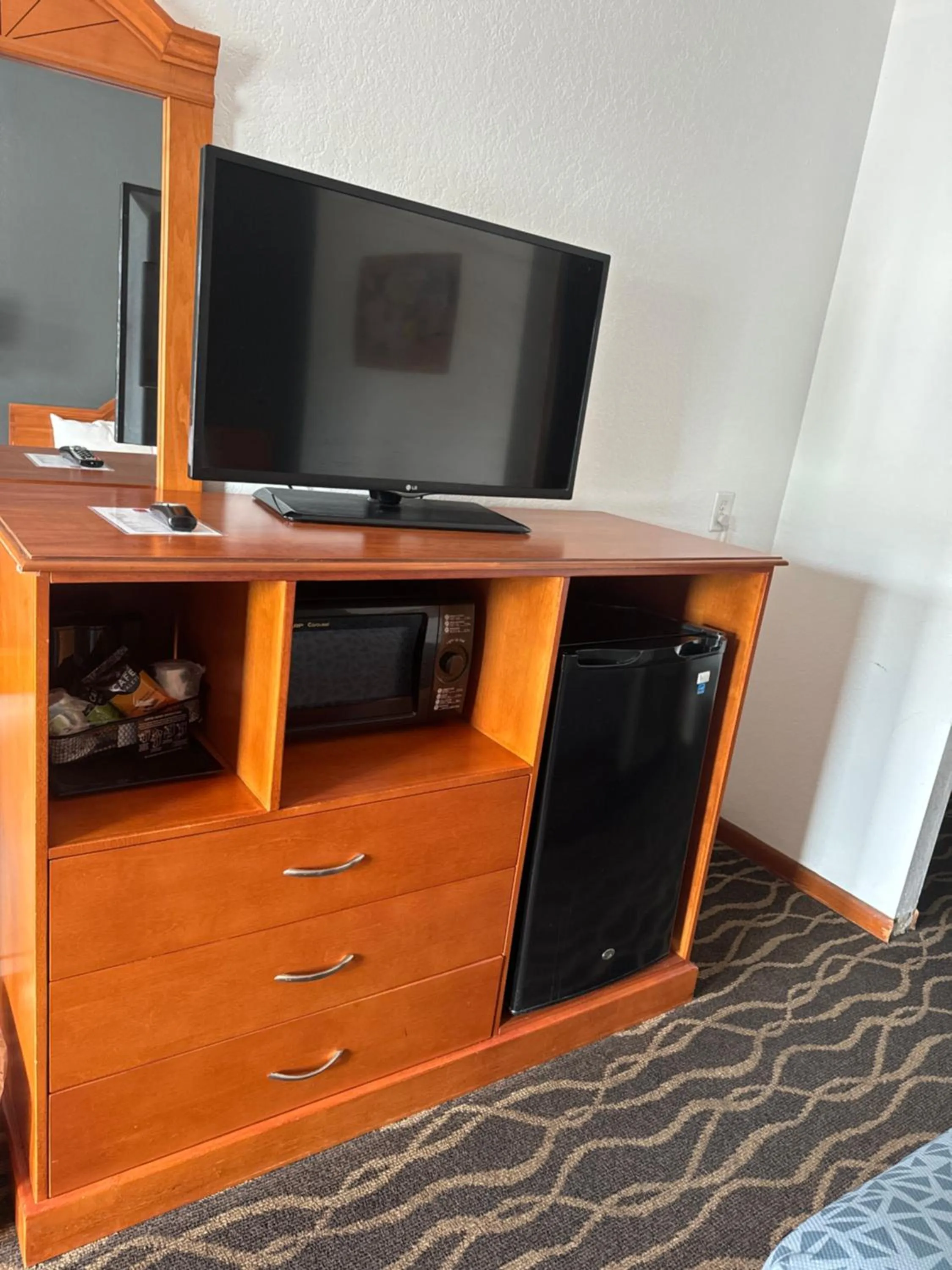 Econolodge inn & suites