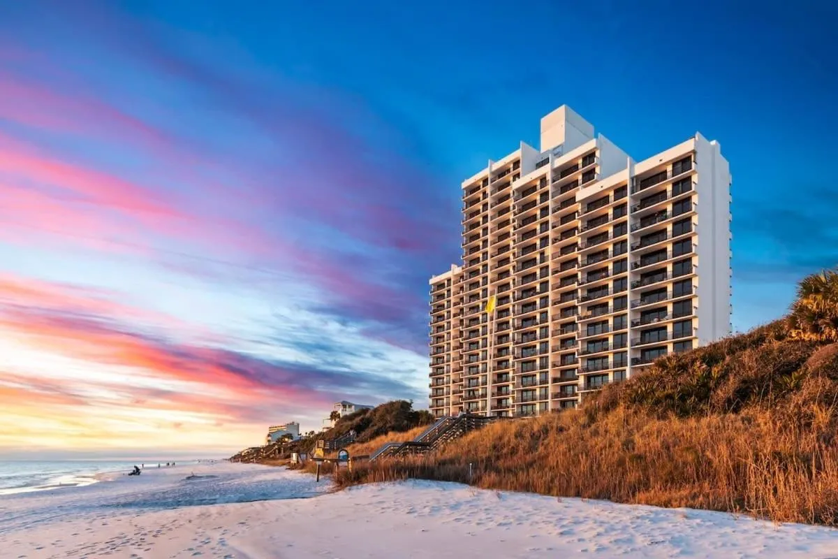 One Seagrove Place 1306