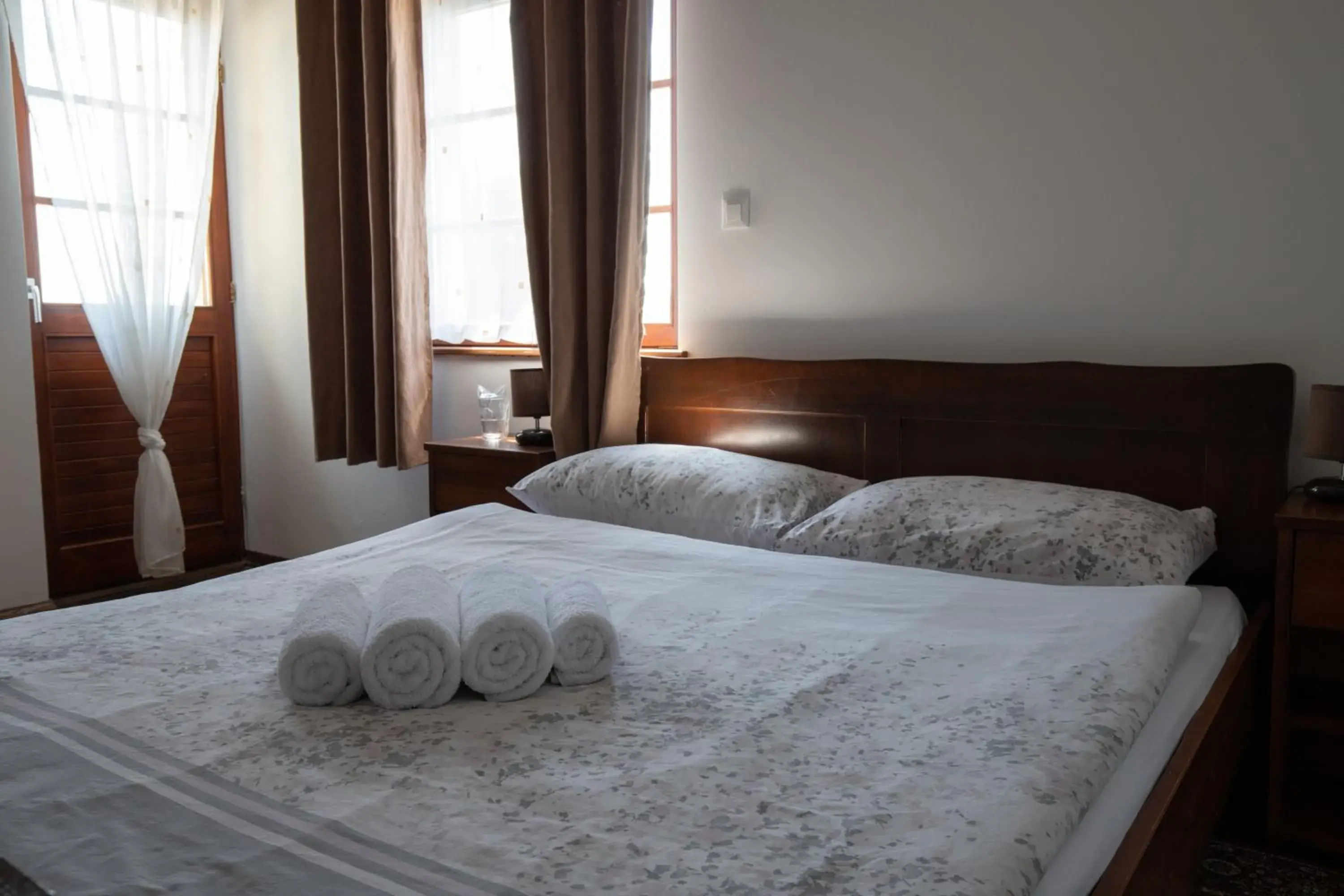 Double Room with Balcony - single occupancy in Hotel Lug Double Room with Balcony - single occupancy in Hotel Lug