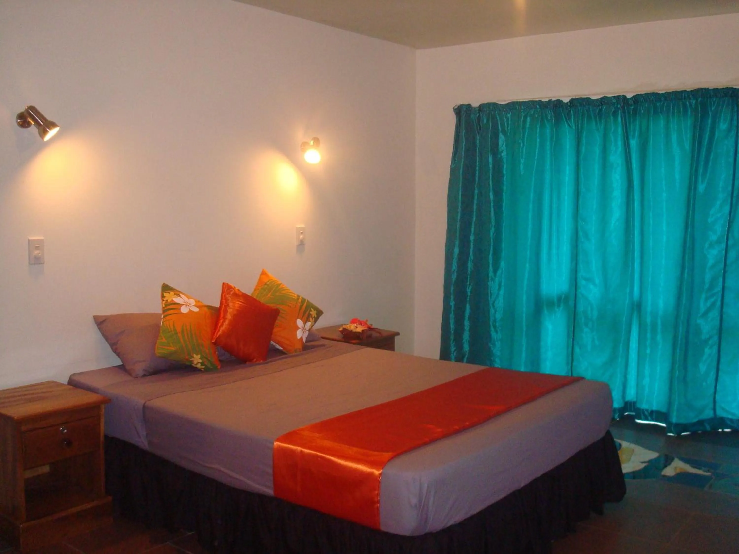 Bedroom, Bed in Gecko Lodge Fiji