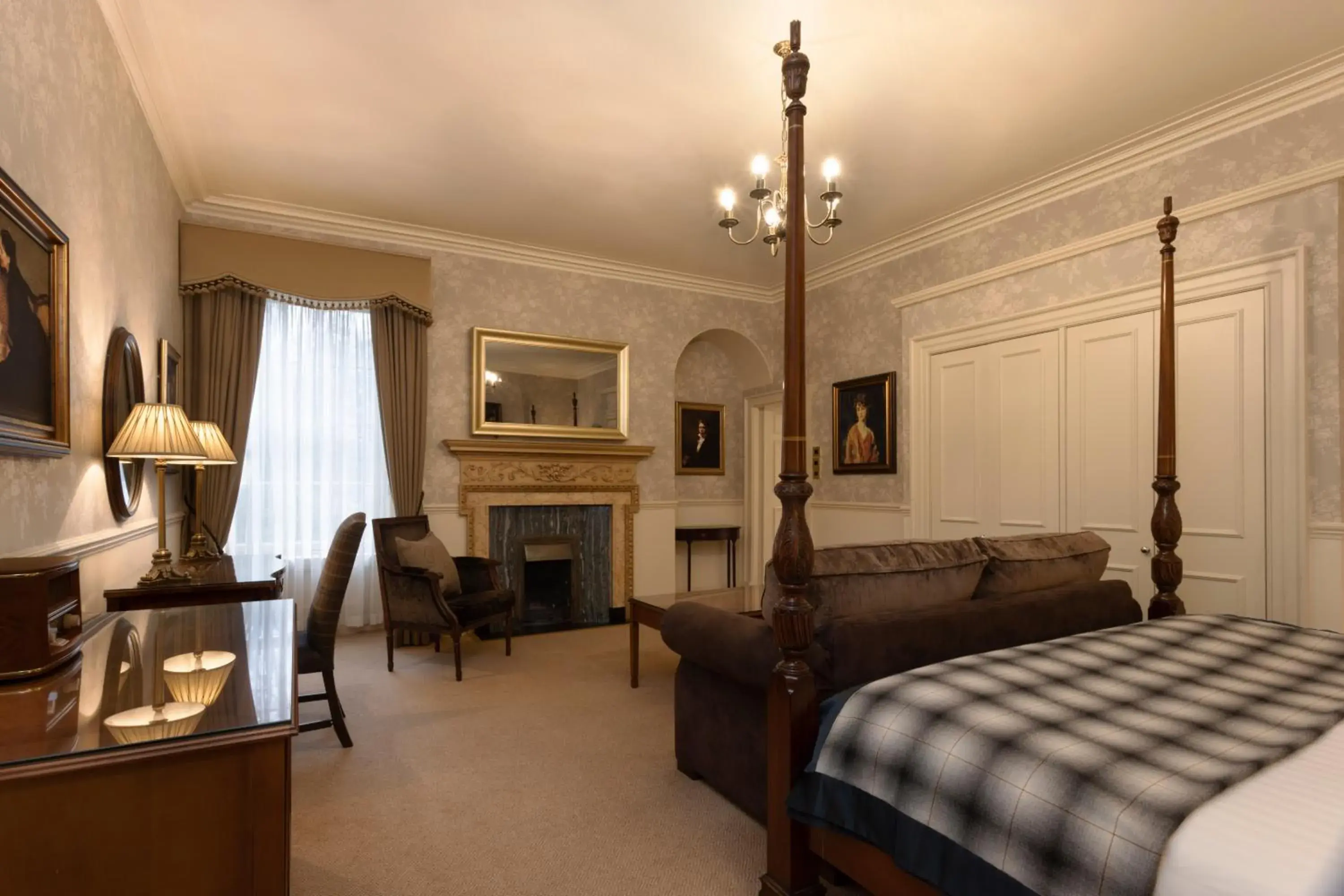 Bedroom, Bed in Thainstone House Bedroom, Bed in Thainstone House