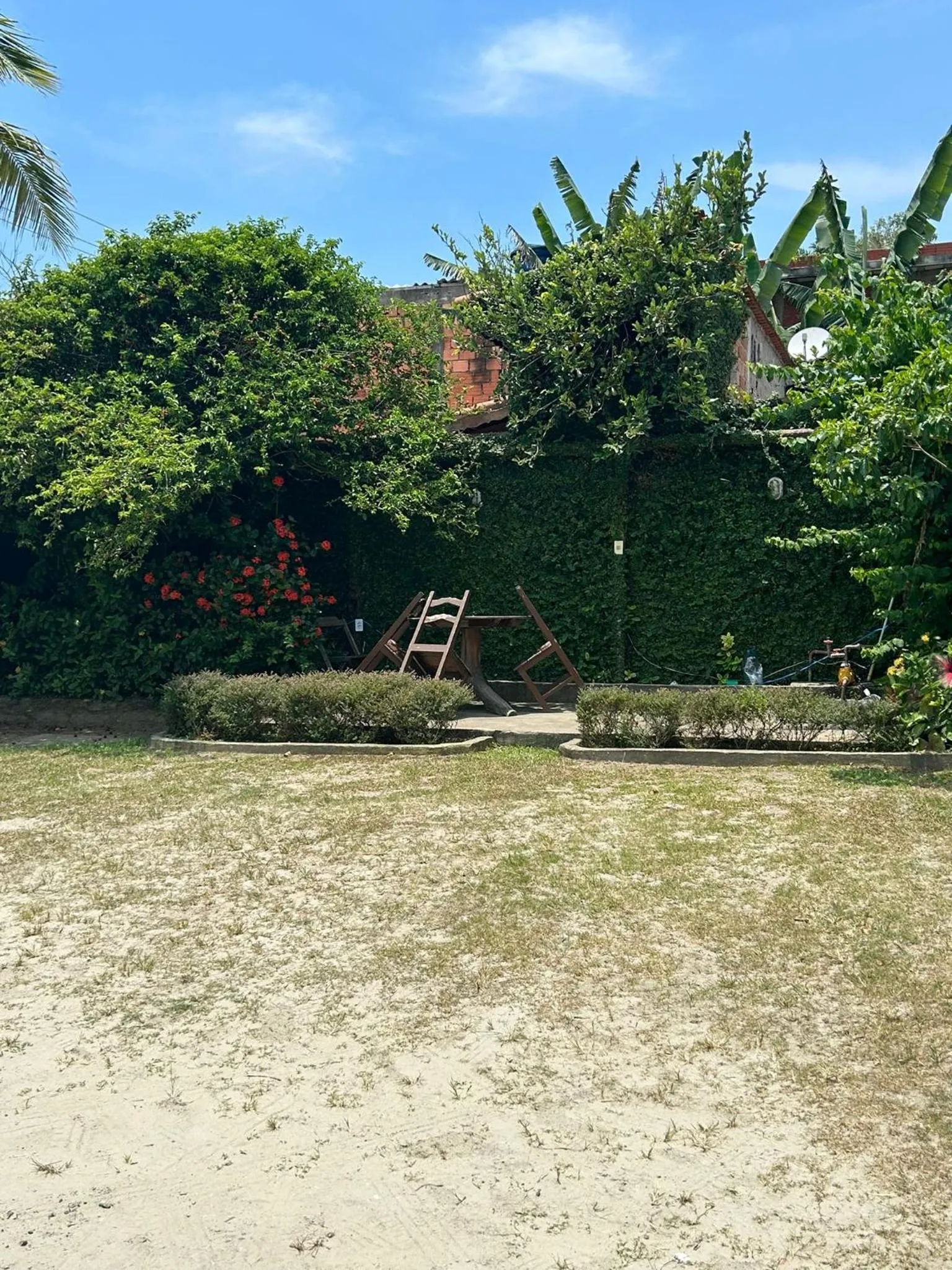 Garden in Pousada e Restaurante Frente Mar H Guarujá
