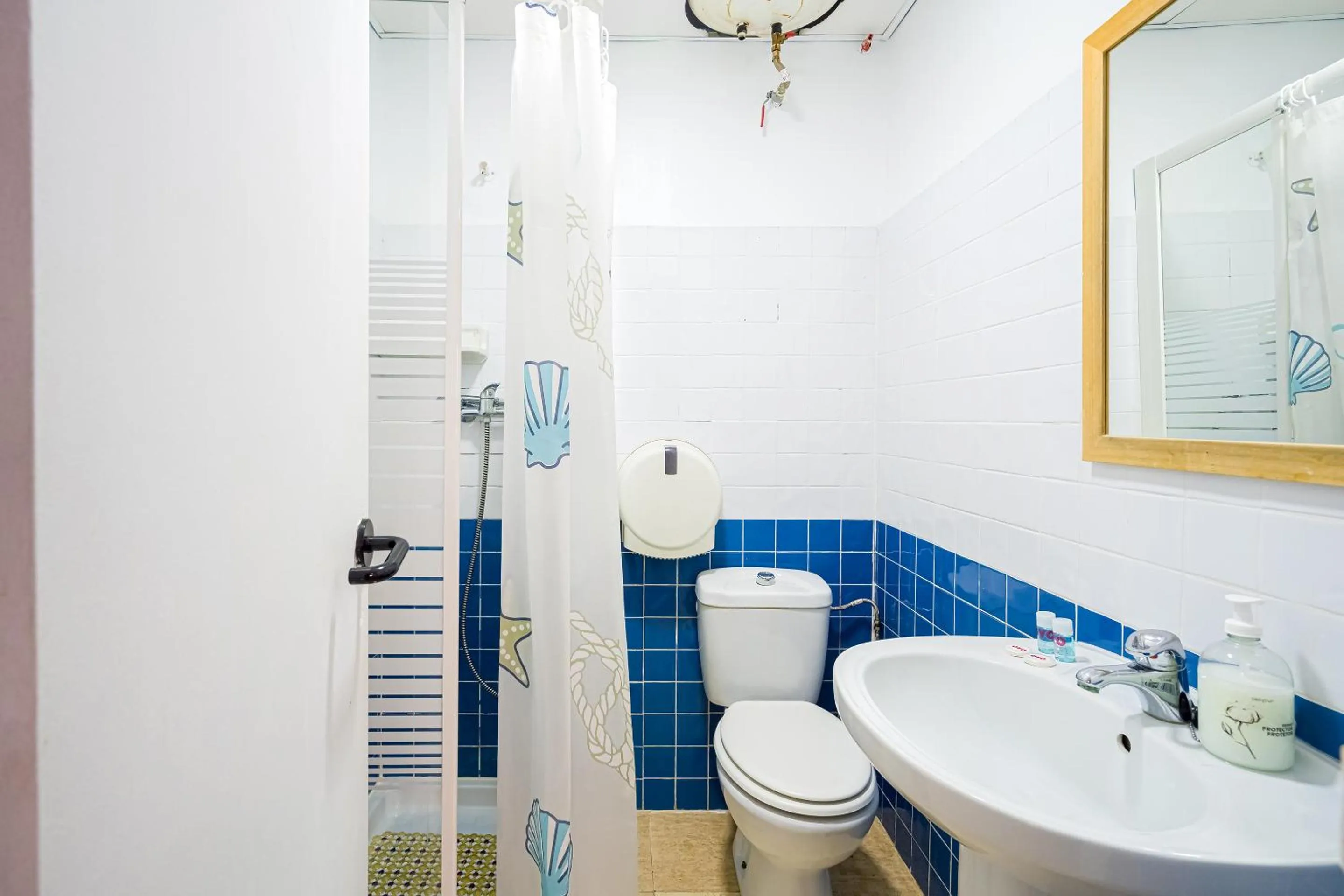 Bathroom in Pensión Ayuntamiento