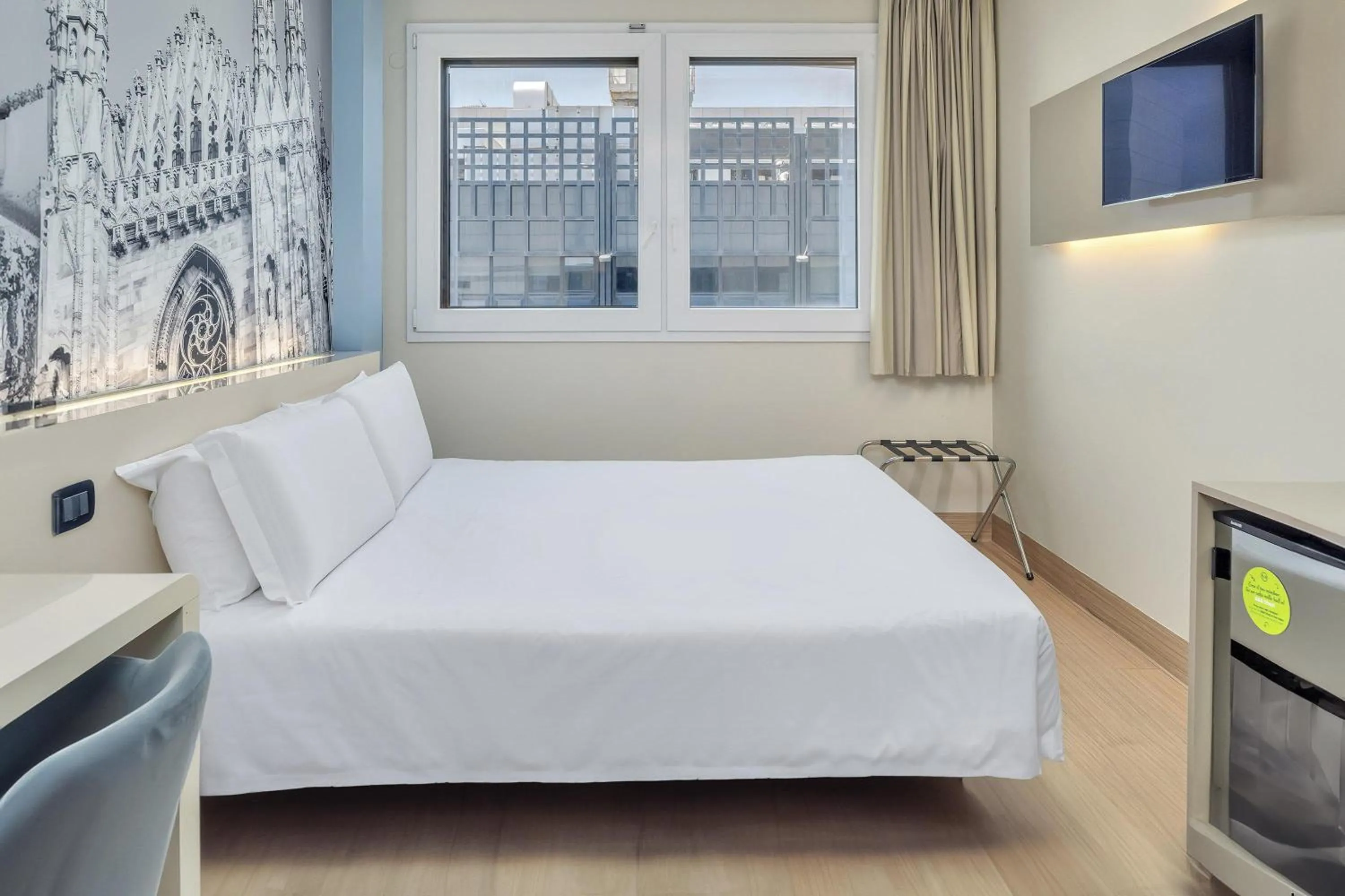 Photo of the whole room, Bed in B&B Hotel Milano Cenisio Garibaldi