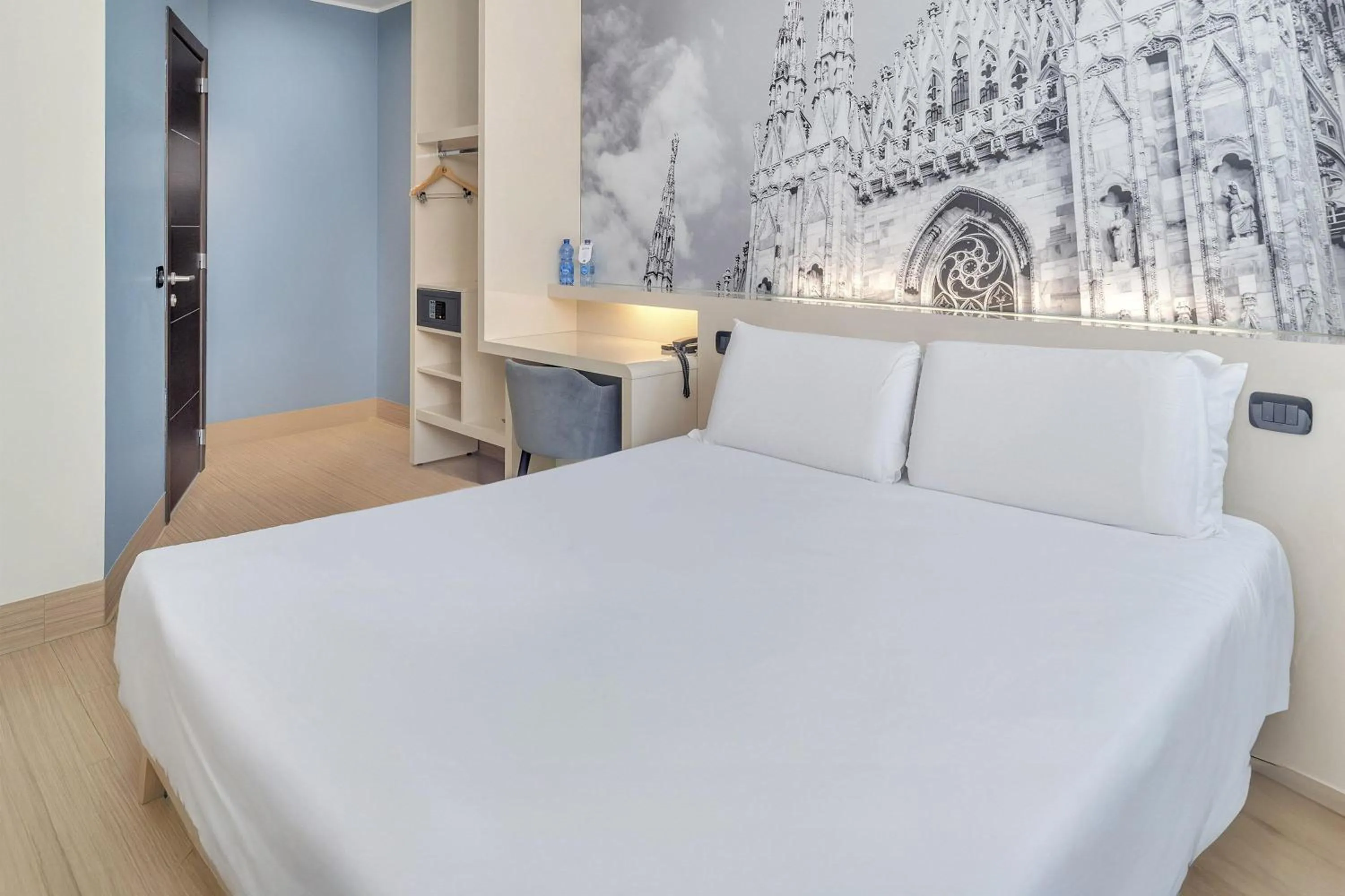 Photo of the whole room, Bed in B&B Hotel Milano Cenisio Garibaldi